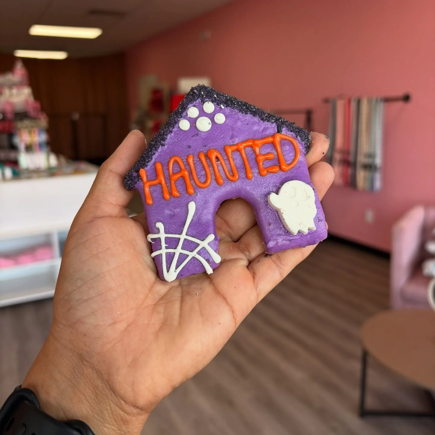 🎃 What&rsquo;s new here at Sweet Pup Co.? 👻
You asked, and we got them! 🍪 Our Frosted Halloween Dog Cookies are finally here &mdash; made with love, safe for pups, and spooky-cute enough to make your dog&rsquo;s tail wag! 🐶✨

🎃 Limited quantitie