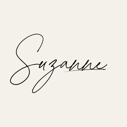 Suzanne Signature