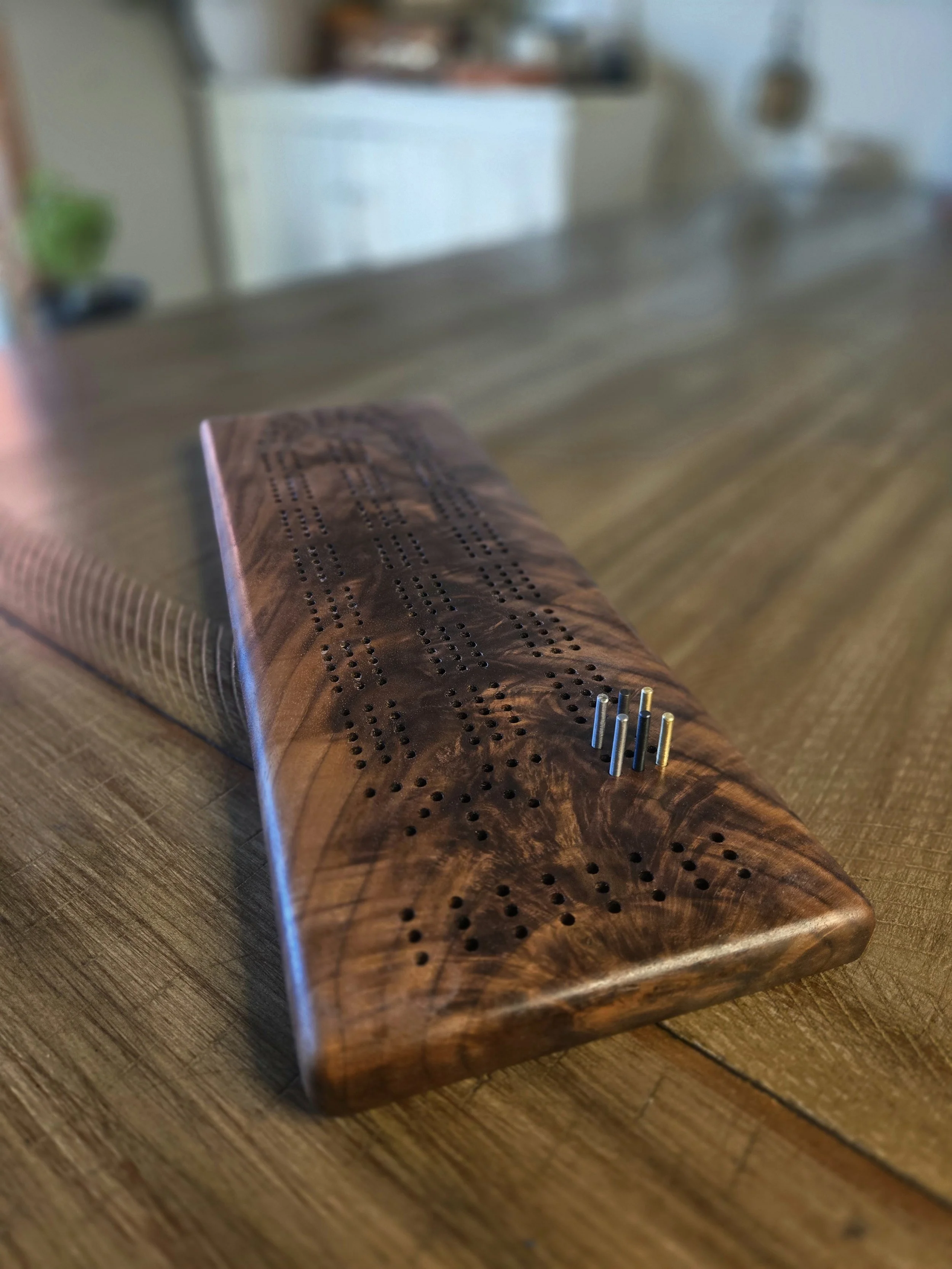 Figured Walnut Cribbage Board