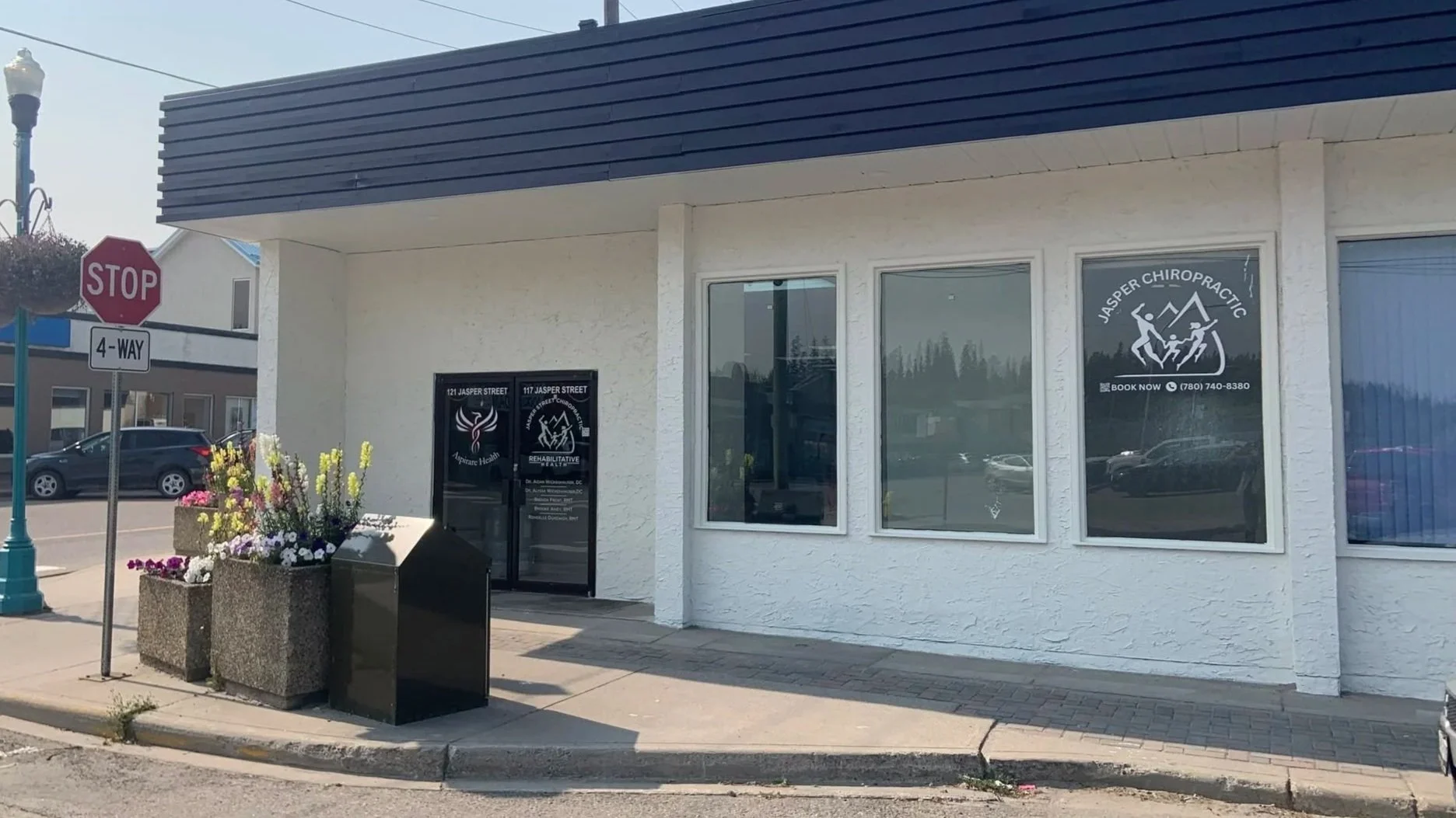 Jasper Street in Hinton, AB