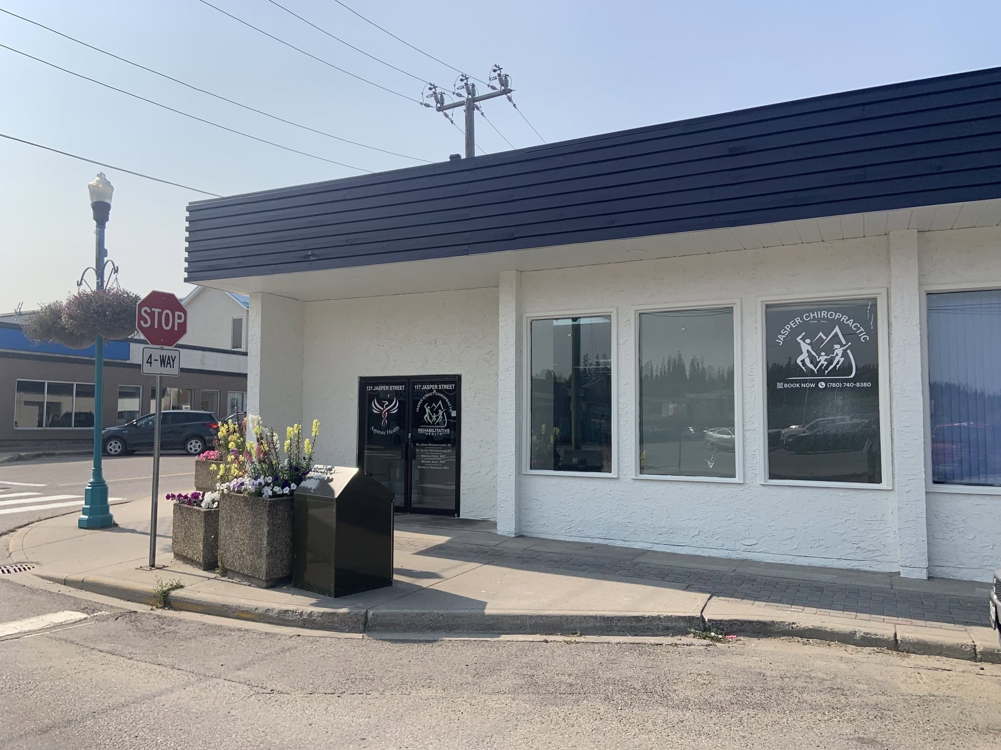 the exterior image of Jasper Chiropractic's Hinton location