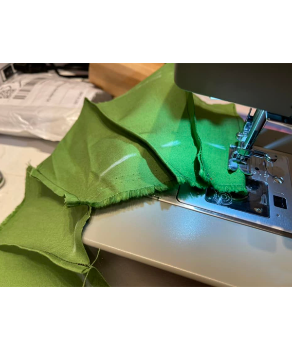 Sewing the fabric base for the neckpiece
