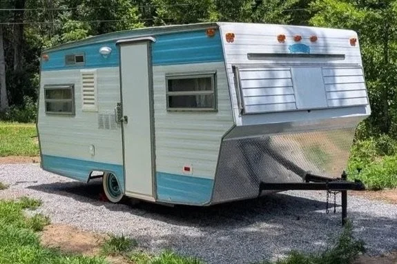 Glamping in Dolly
