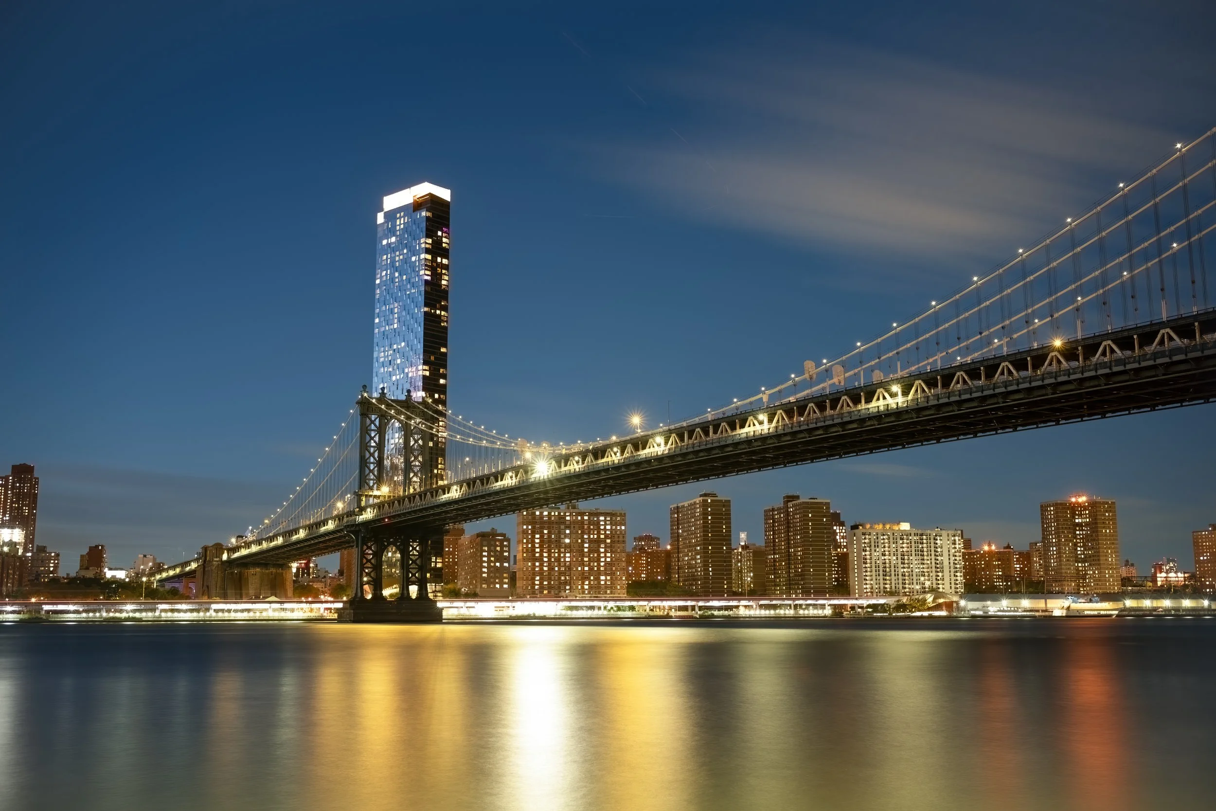 manhattan bridge.jpg