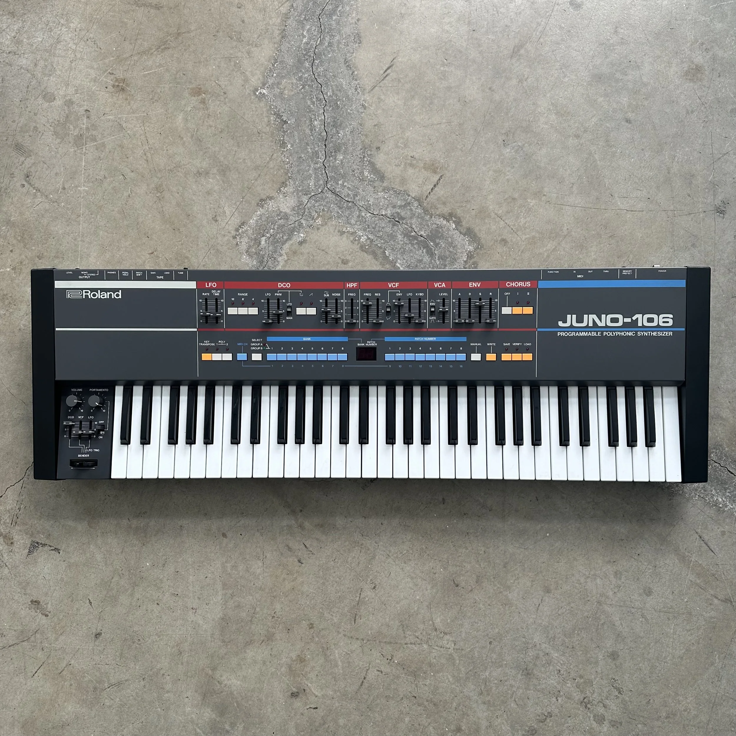 Roland Juno-106 (Vintage)