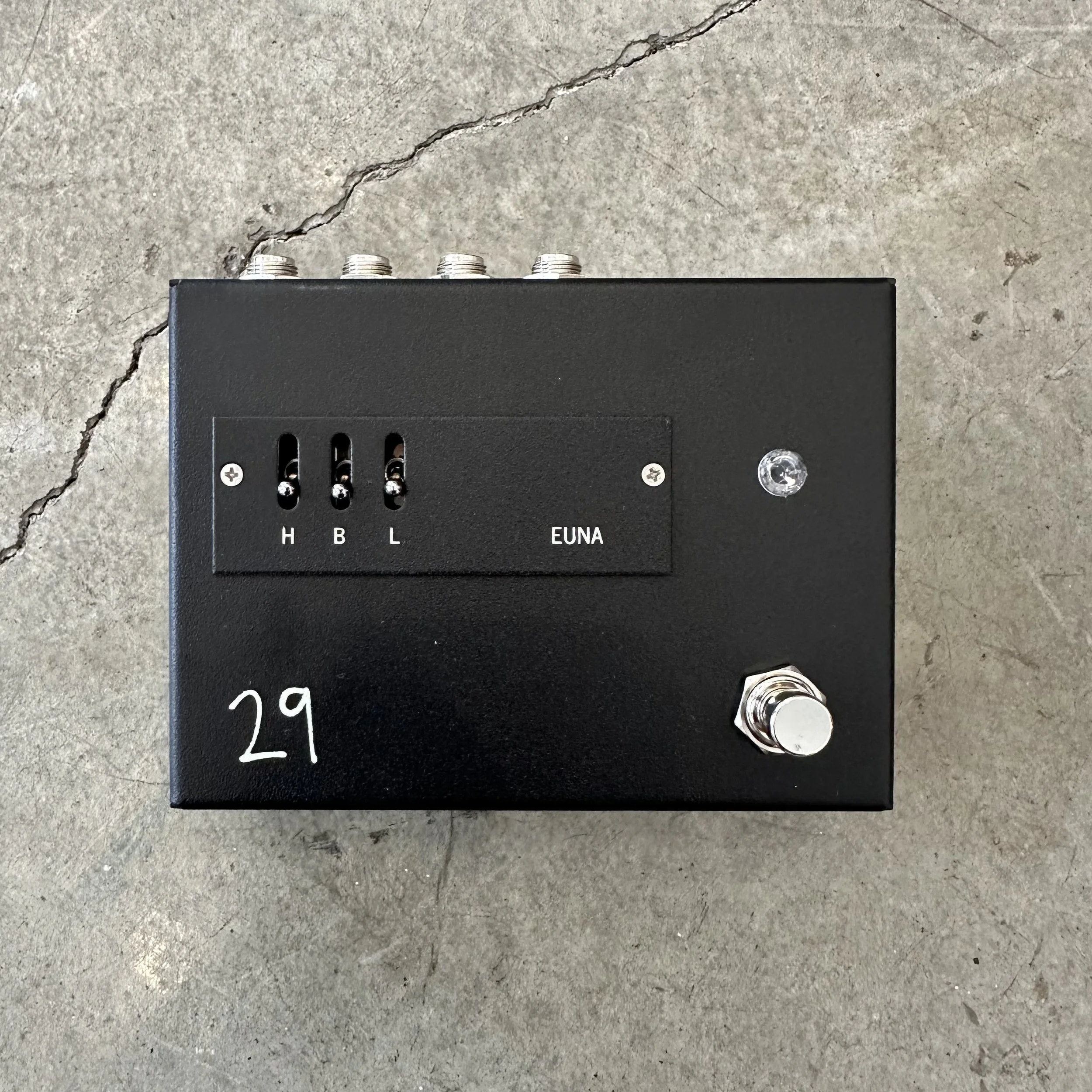29 Euna (New)