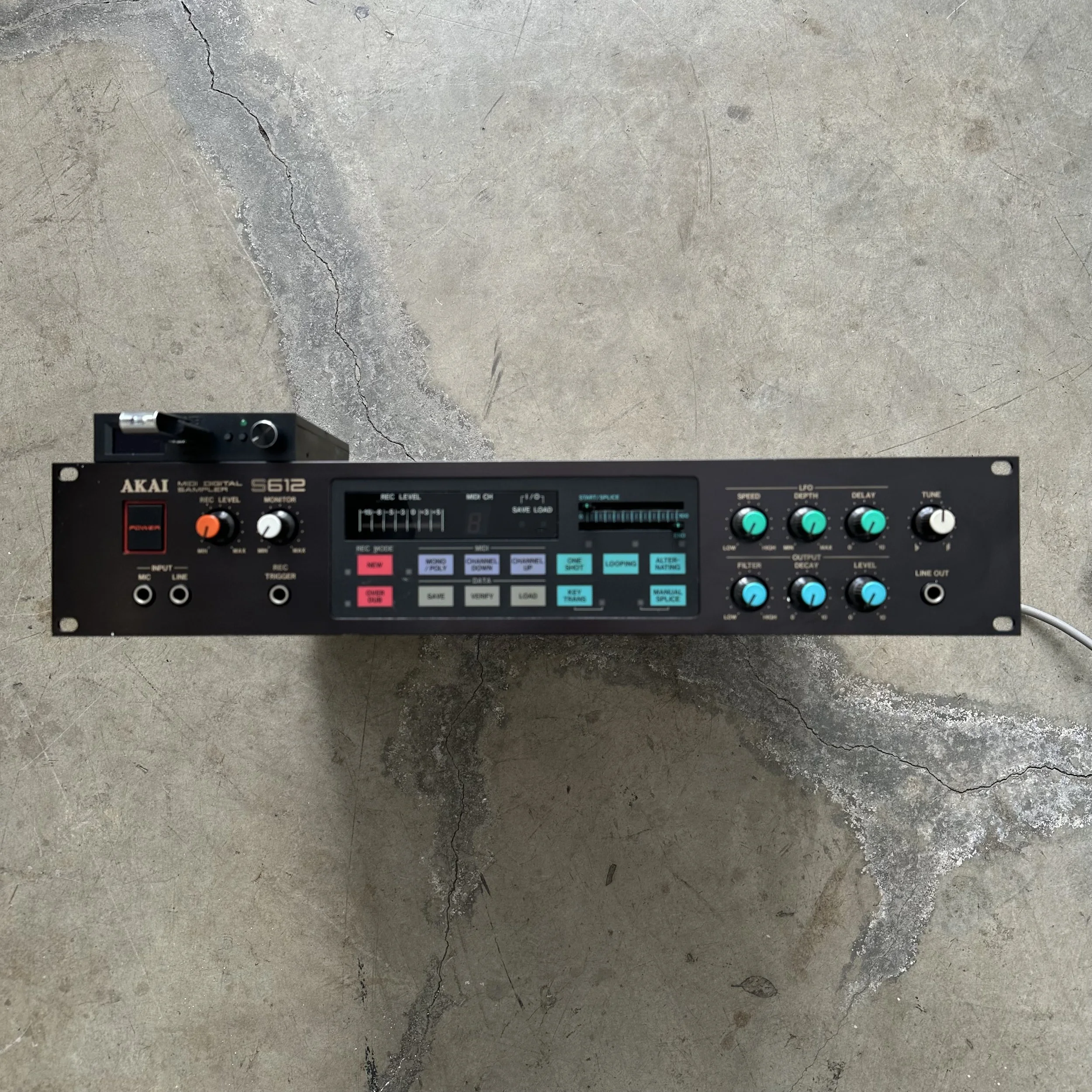 Akai S612 (Vintage)