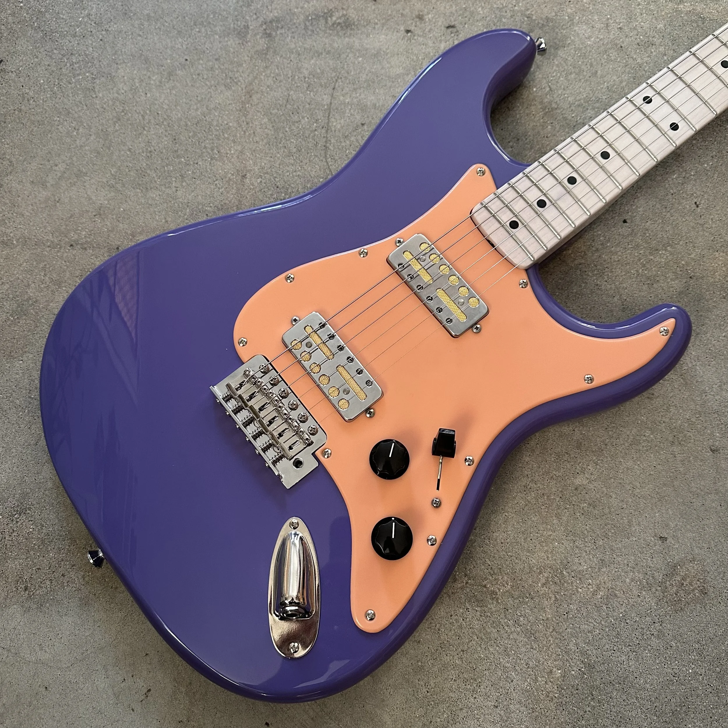 Gelber & Sons Radocaster (New)