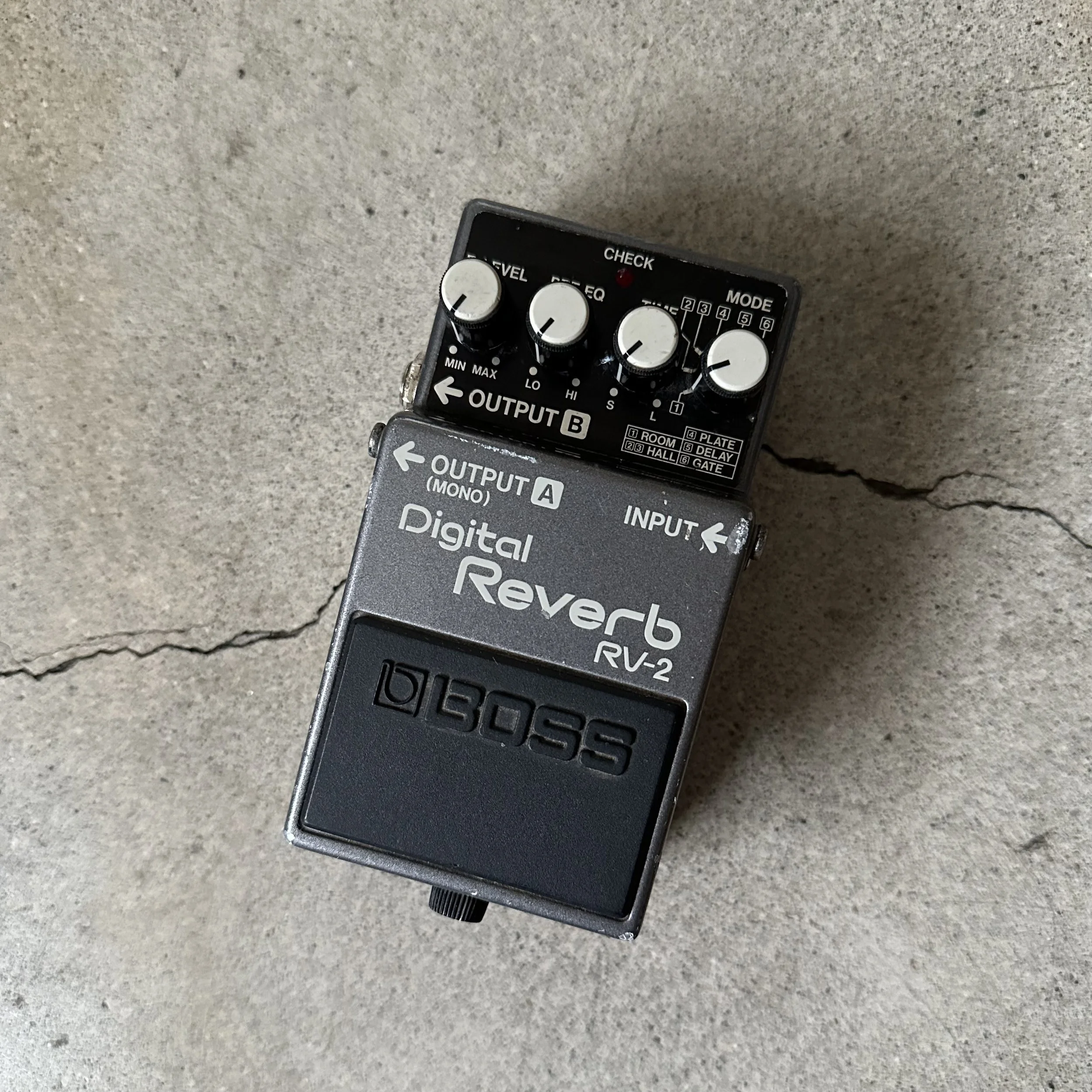 Boss RV-2 (Vintage)
