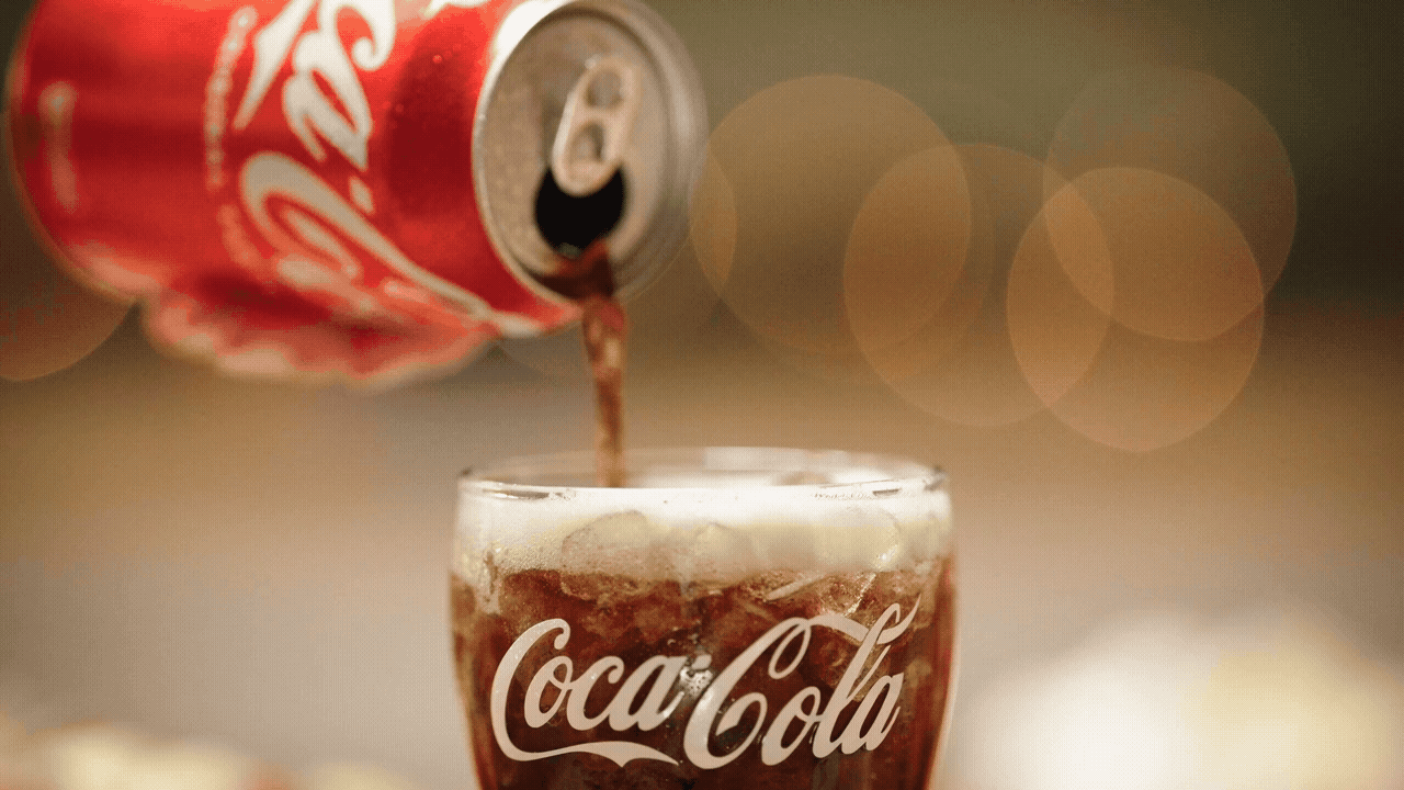 Animated product loop of Coca-Cola for the Walmart retail brand page