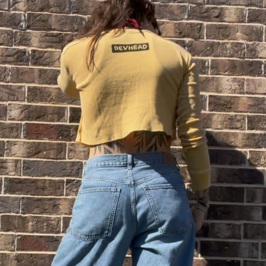 devhead long sleeve crop (pre-order)*