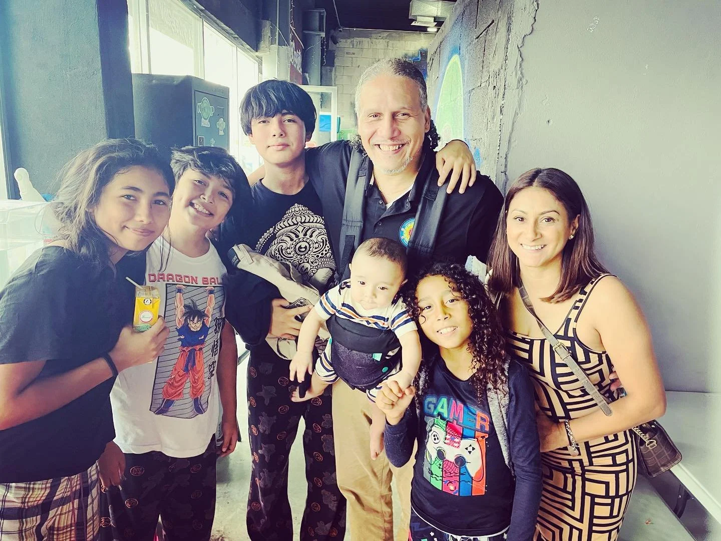 Feeling incredibly grateful for Universal One International Academy as we celebrate a huge milestone! 🎉 Sebasti&aacute;n, Valentina, and Rafael experienced &ldquo;school&rdquo; in a place that welcomed them with such warmth. 

We finally found a pla