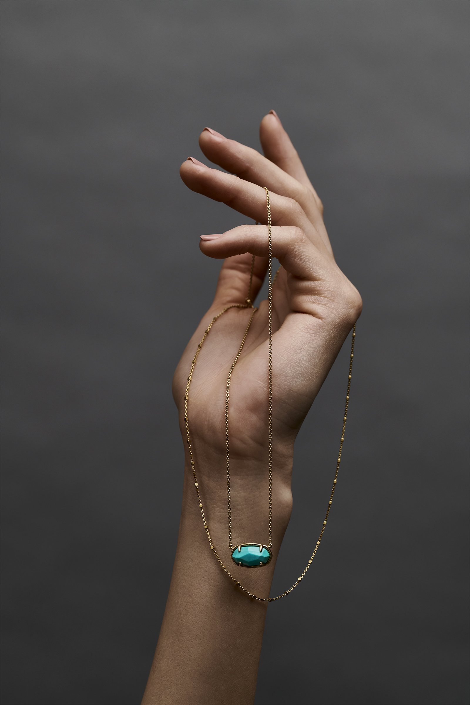 kendra-scott-demi-and-diamonds-sale-turquoise-elisa-pendant-satellite-chain-gold.jpg