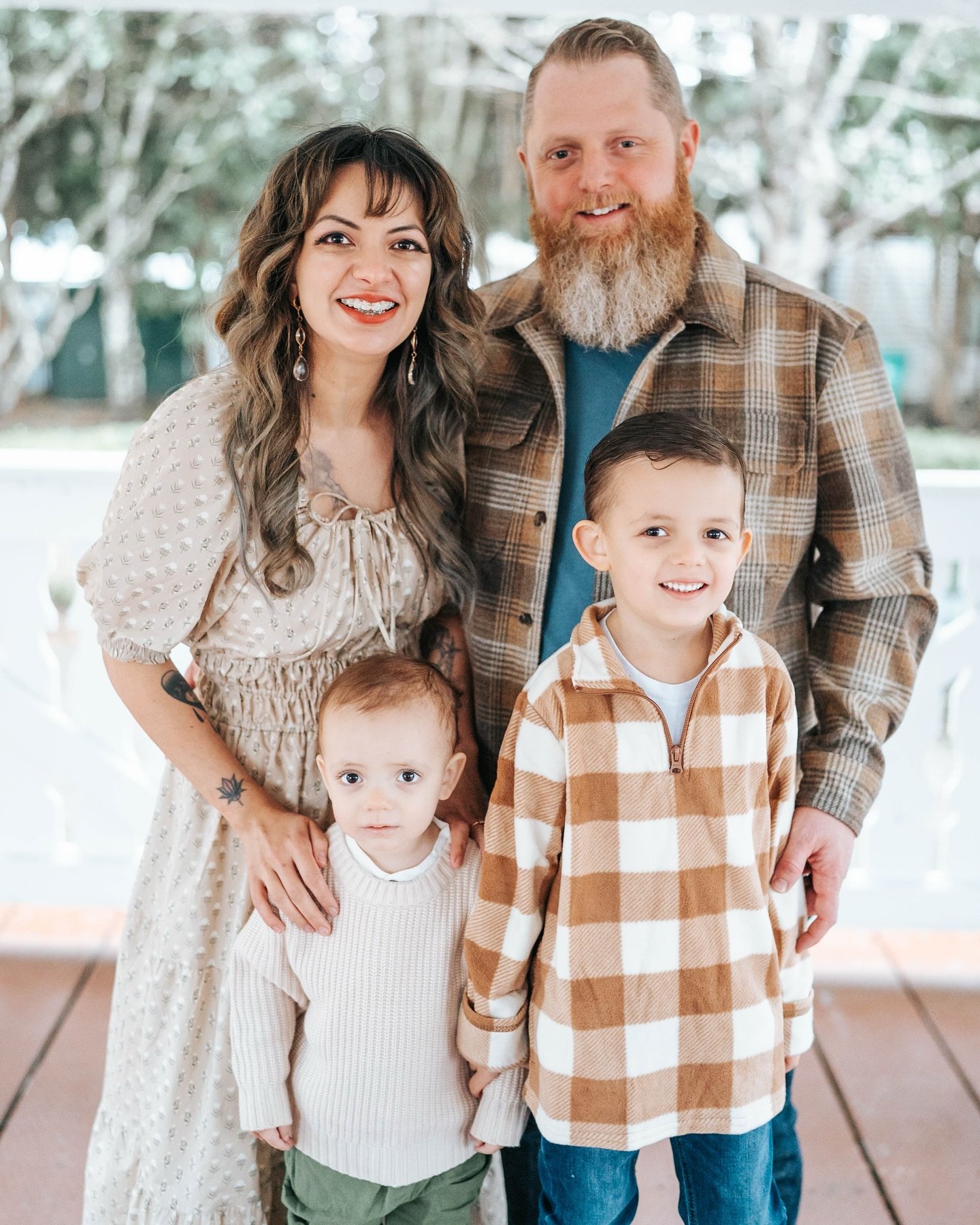 There were so many beautiful moments in this photoshoot. I cannot pick a favorite! This session was setup to celebrate dad, grandma, and great-grandma hitting milestone birthdays. Thank you for allowing me to be a part of these magic moments, Welty F