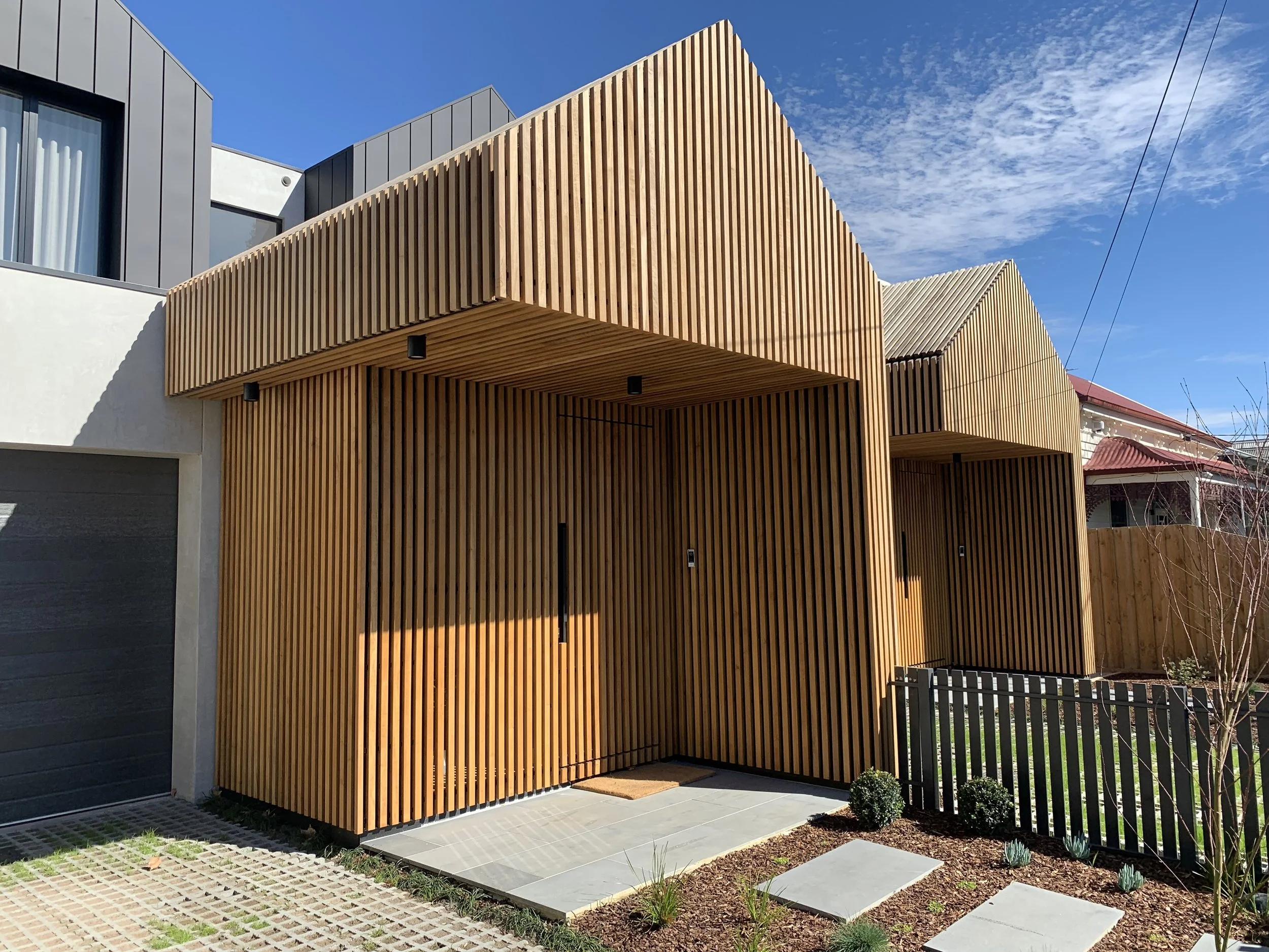 About — Longbeach Building