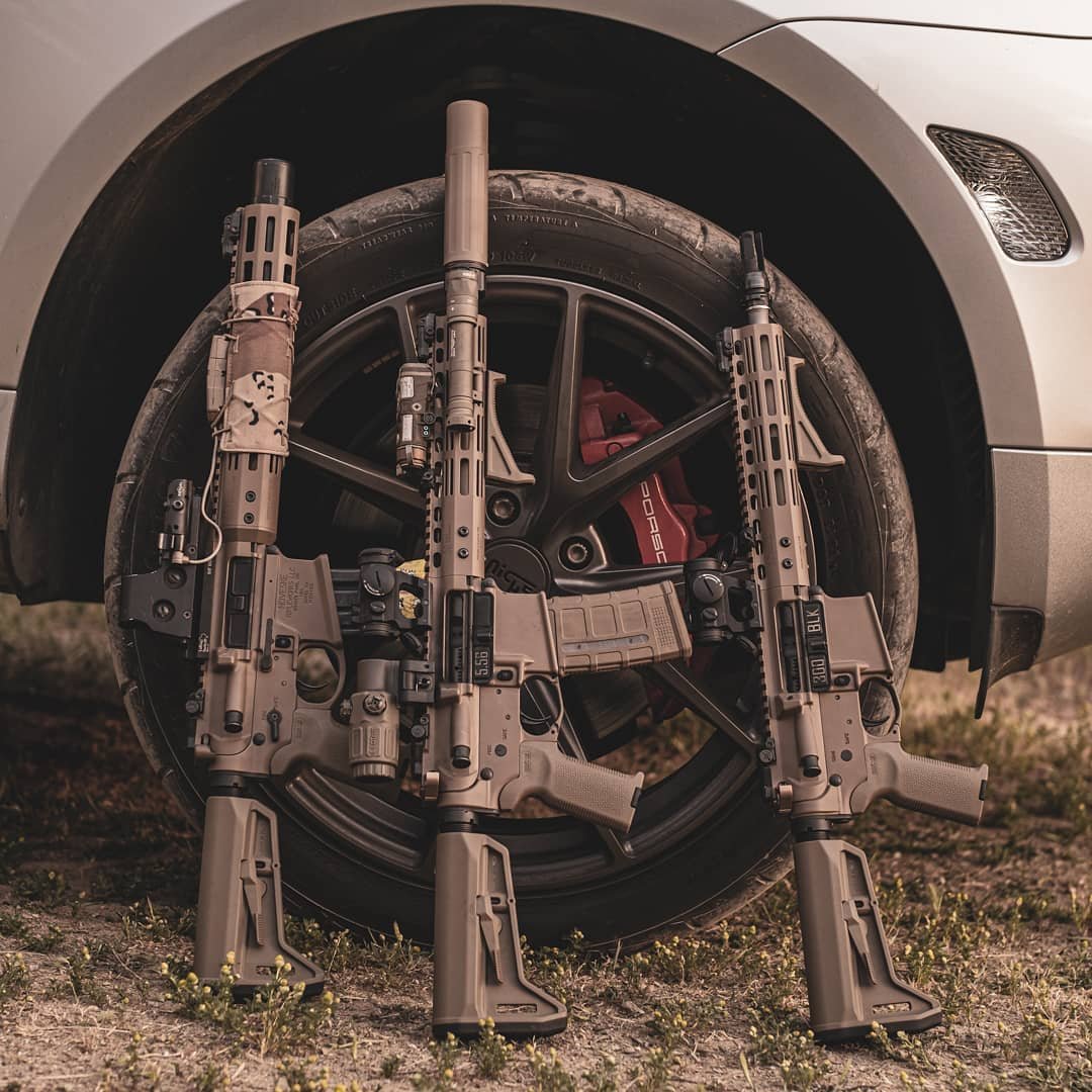 FDE is always a good option. Chocolate Chip is too.
.
.
.
.
.
.
.
#burnproofgear #nsw #gen4 #noveske #saddamsplaid #sadplaid #porsche #50shadesoffde #wrapitup