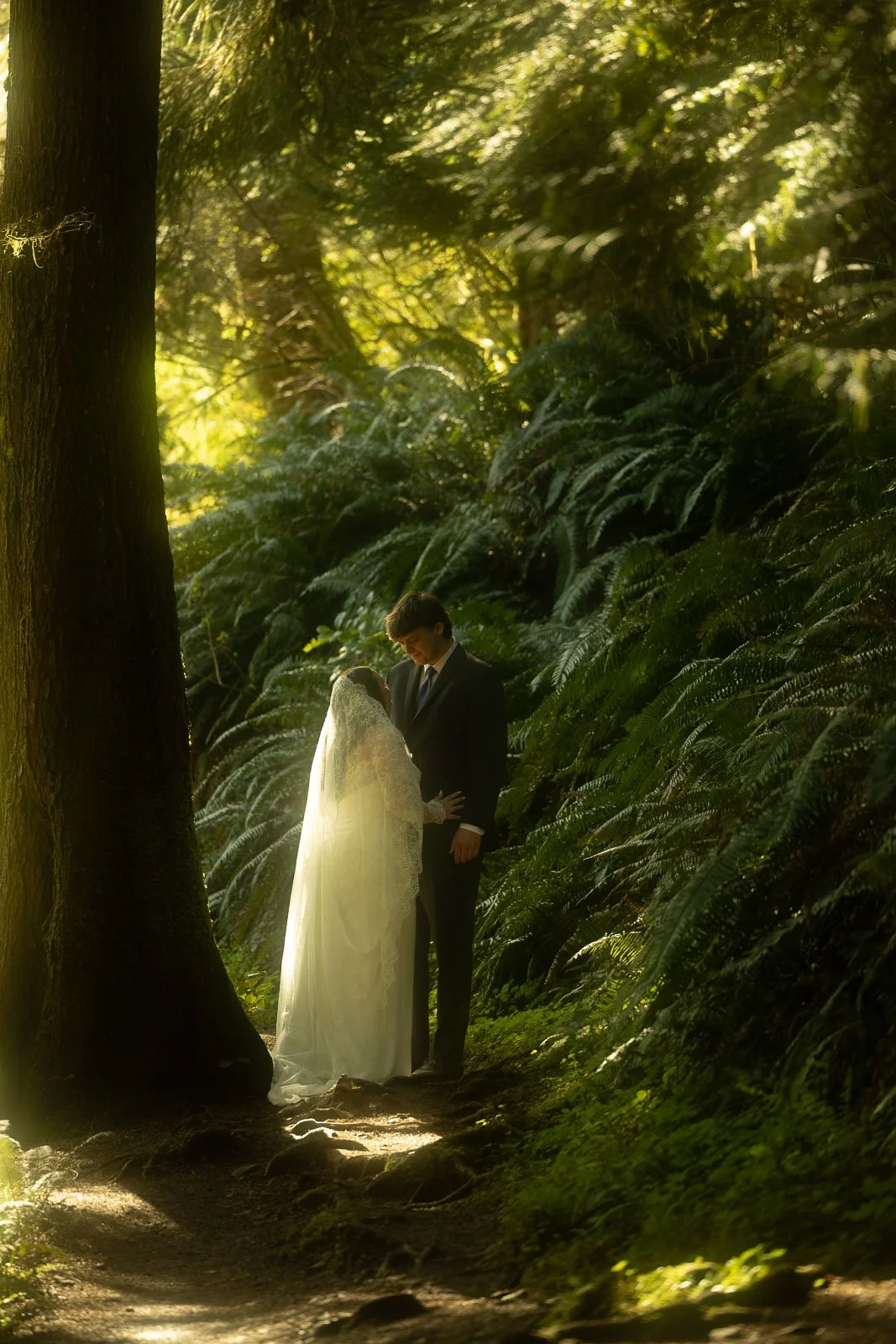 oregon-beach-elopement-ceremony.jpg