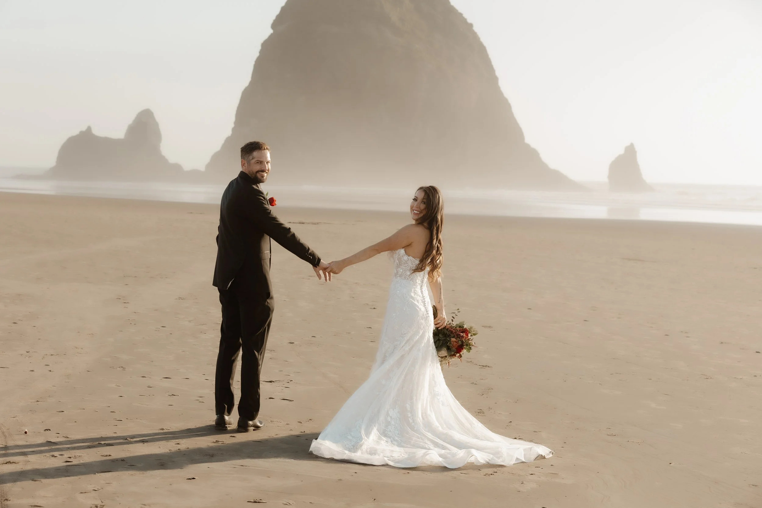 ntimate-oregon-coast-elopement.jpg