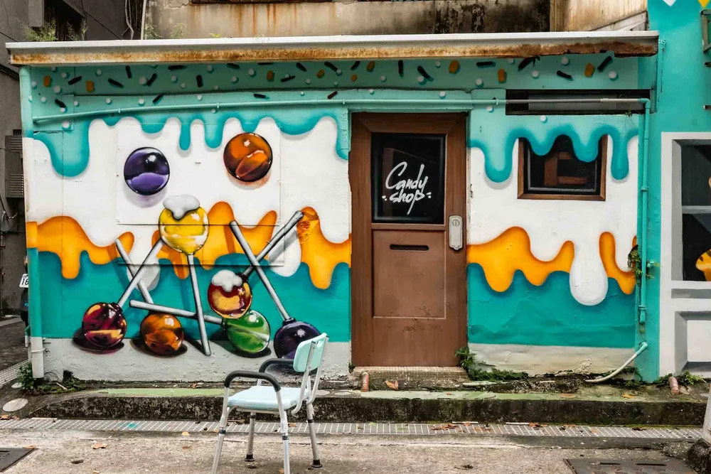 weiyung graffitti candy shop