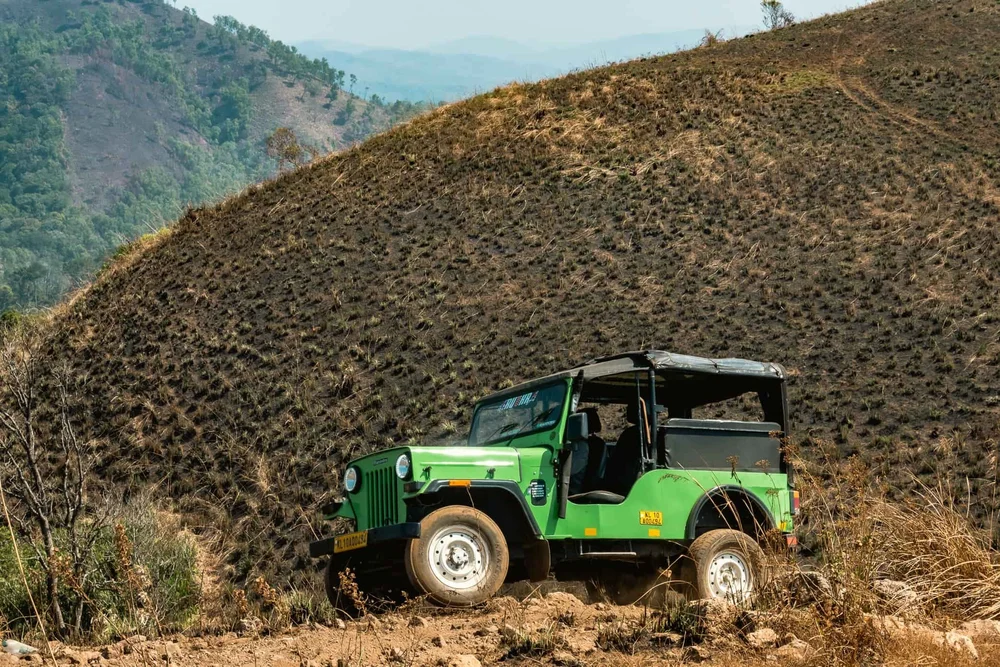 vagamon landscape jeep