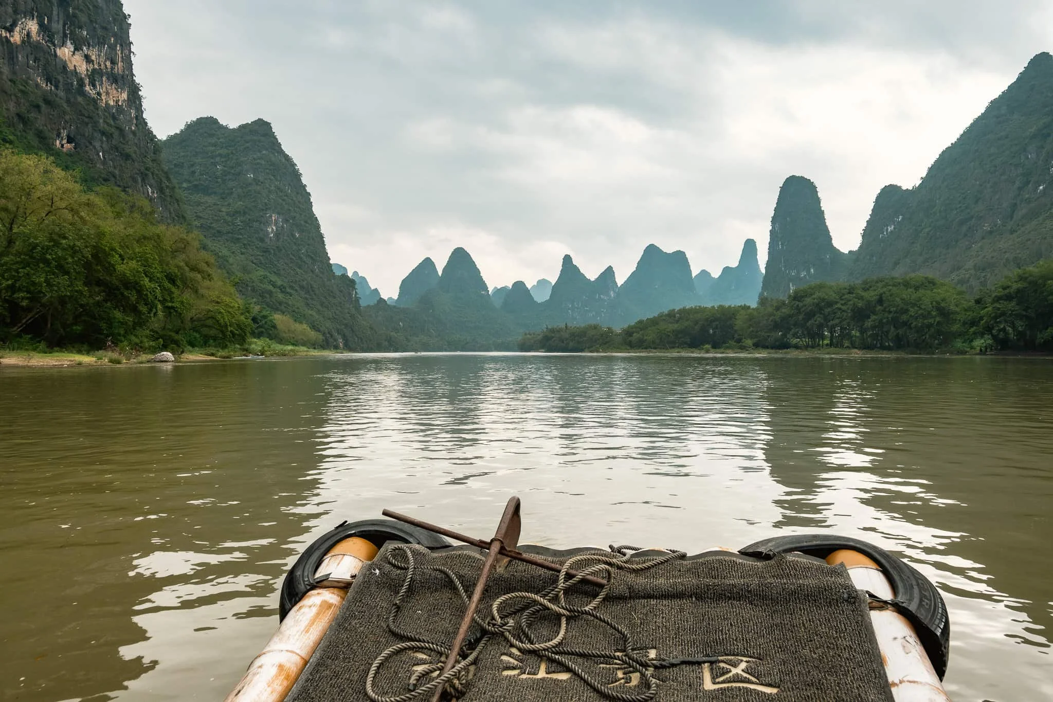 Li River Cruise vs. Bamboo Rafting in Guilin: A Guide