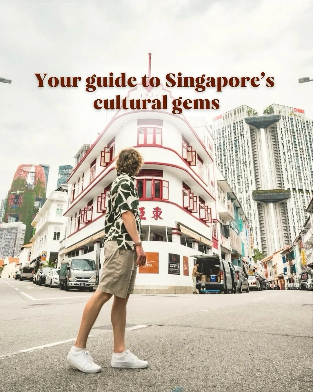 When we first walked through Singapore, we noticed something instantly: every neighborhood tells a different story. Chinatown, Little India, Kampong Glam, each area reflects the people who settled here generations ago, from Chinese immigrants to Indi