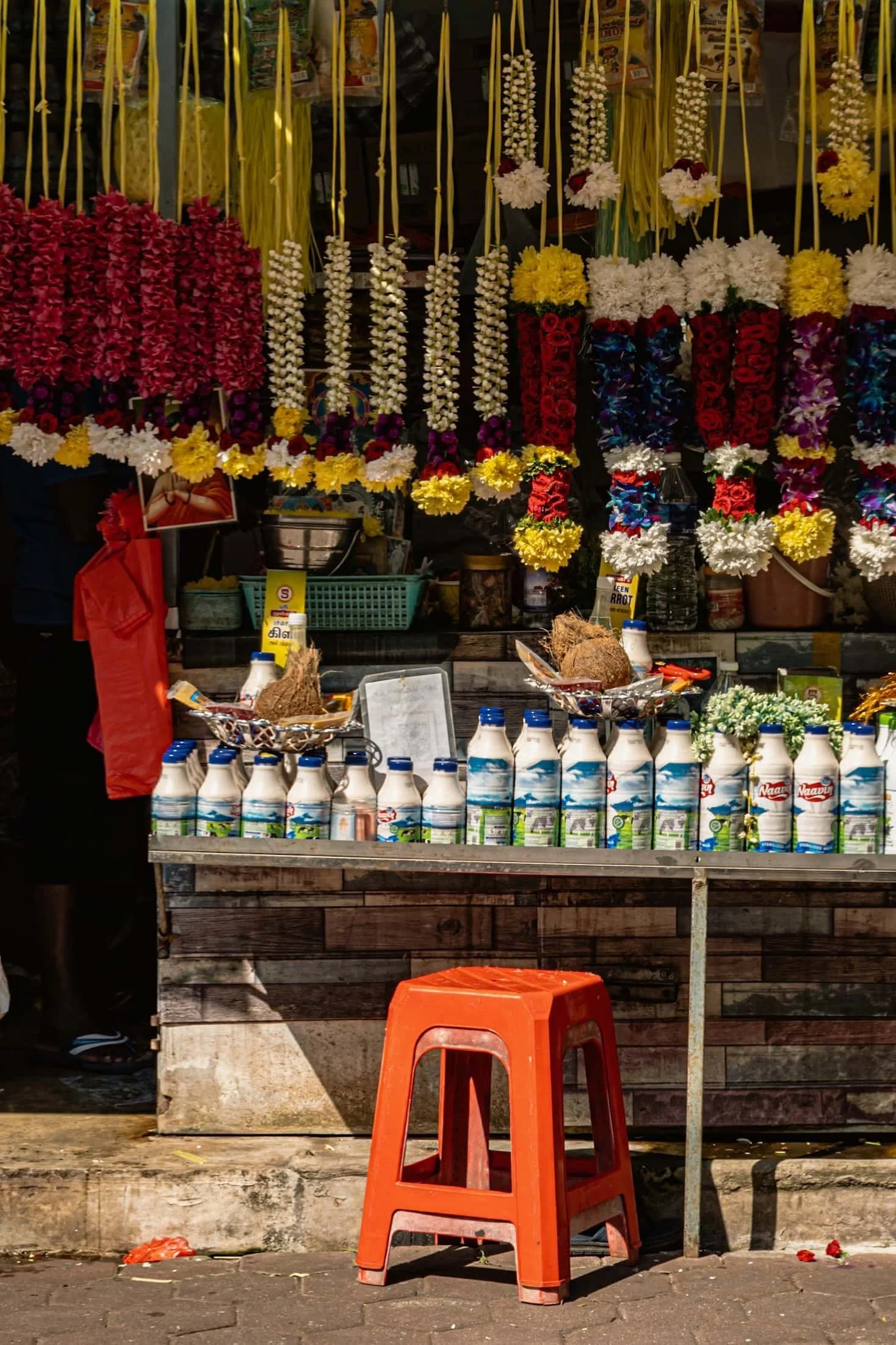Shop outside a hindu temple at Batu Caves.