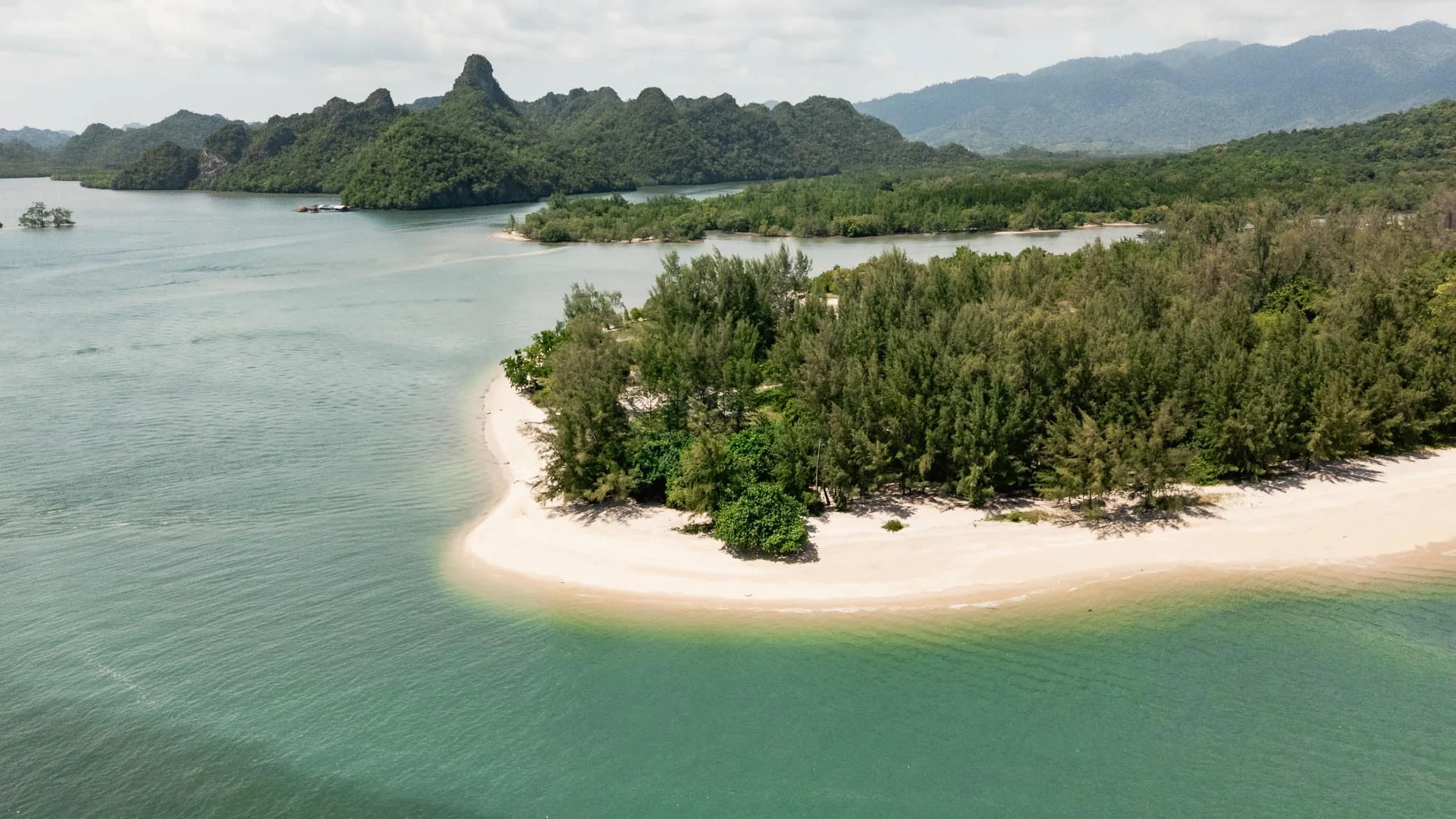 Tanjung Rhu island view from beach and water