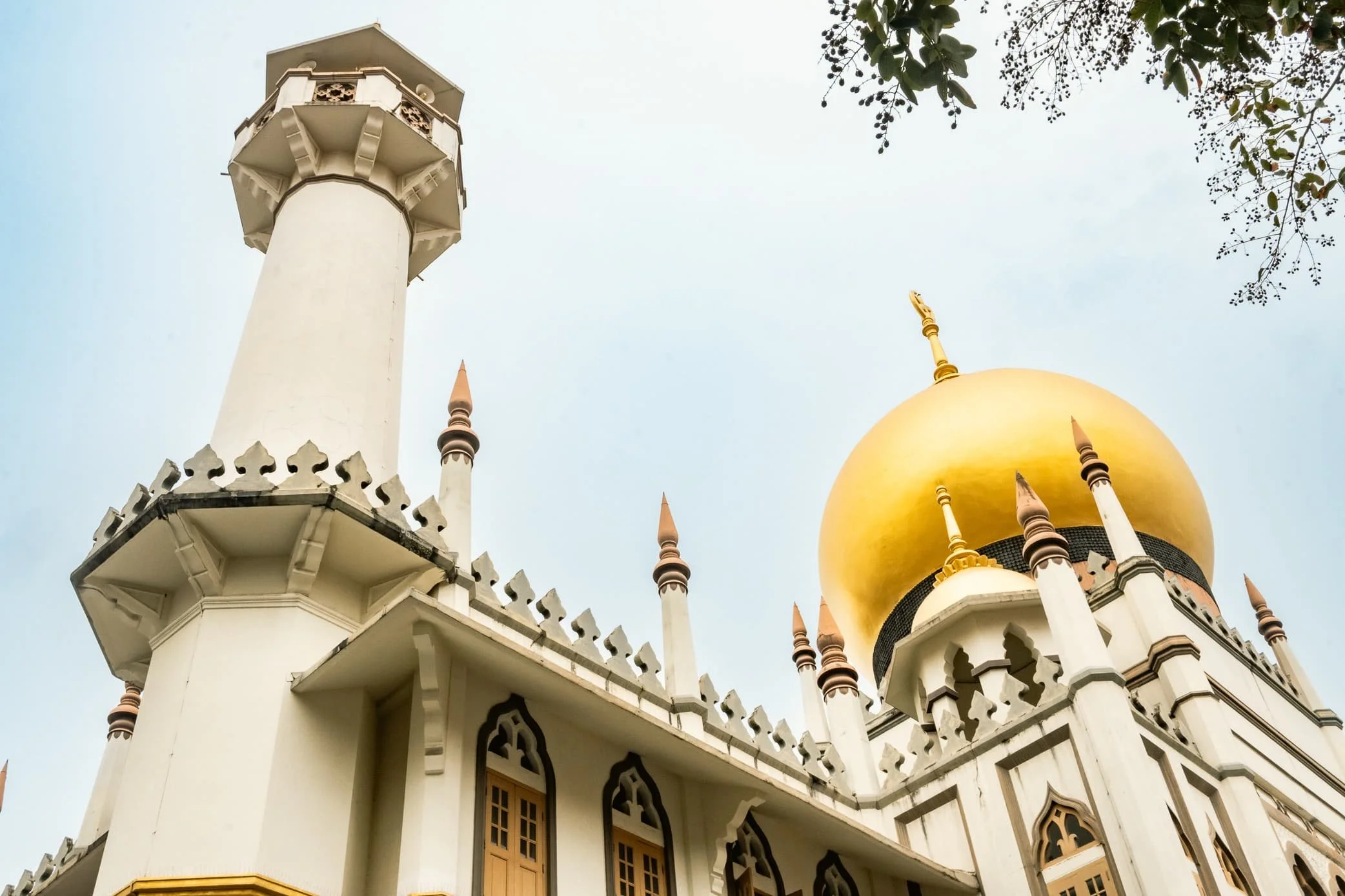 The golden roof of the white Sultan mosque in Kampung Glam, part of the Singapore itinerary on day four.