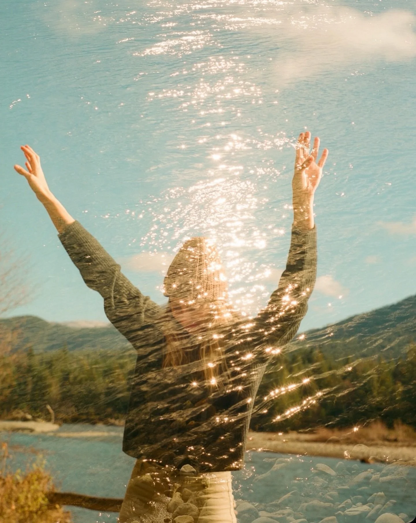 &lsquo;We are stardust, we are golden&rsquo; - @ashley__knott 
-
🏷️Keep tagging #herexposure