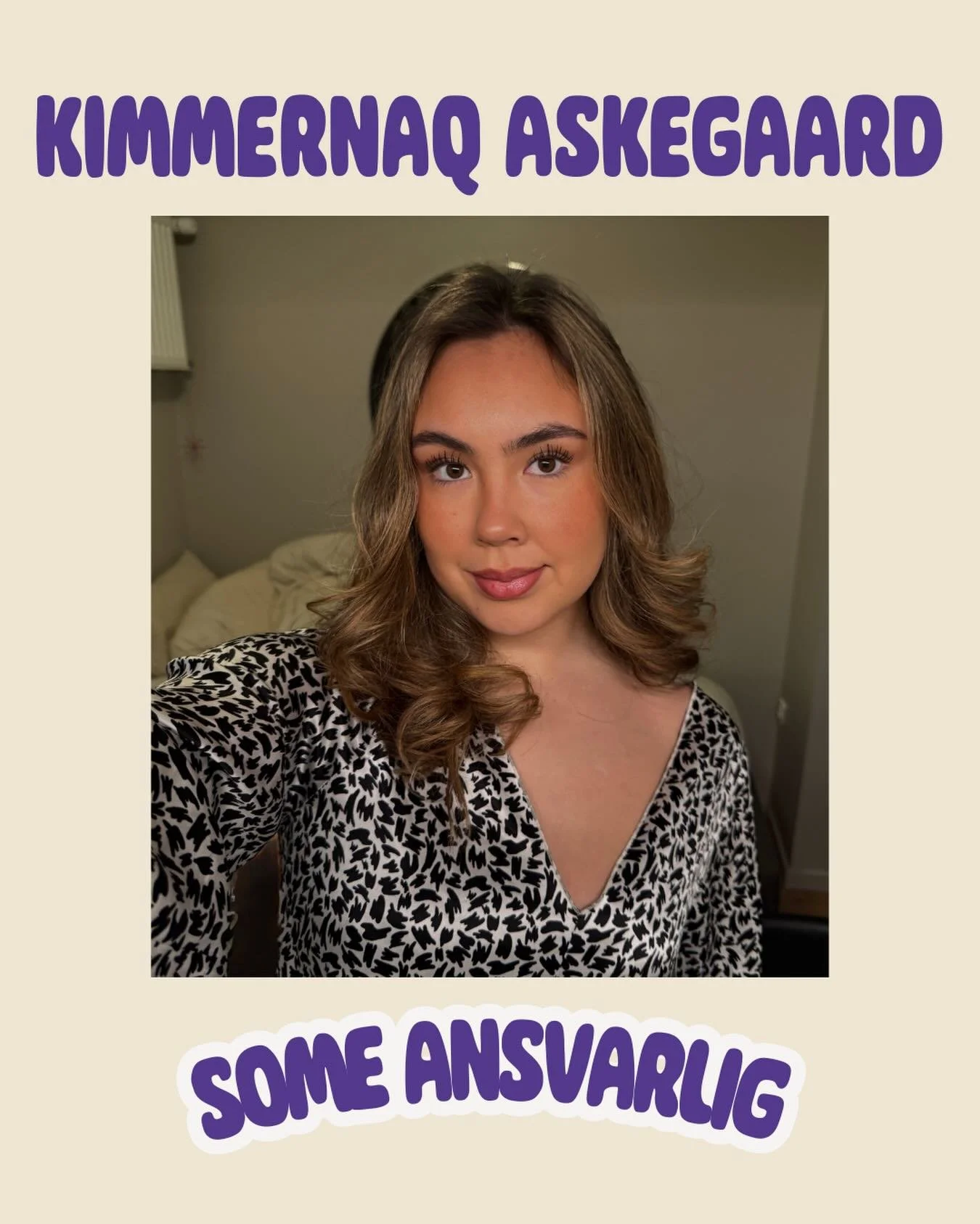 Another introduction! 🥰
M&oslash;d: @kimmernaq_askegaard 💜
Post: SoMe ansvarlig 
Studie: Psykologi p&aring; AU &ndash; 4. Semester 
Hjemby: Nuuk 
Fun fact: St&oslash;rste Gracie Abrams faaan og hader peberfrugt. Stay that diabolical vegetable aw
