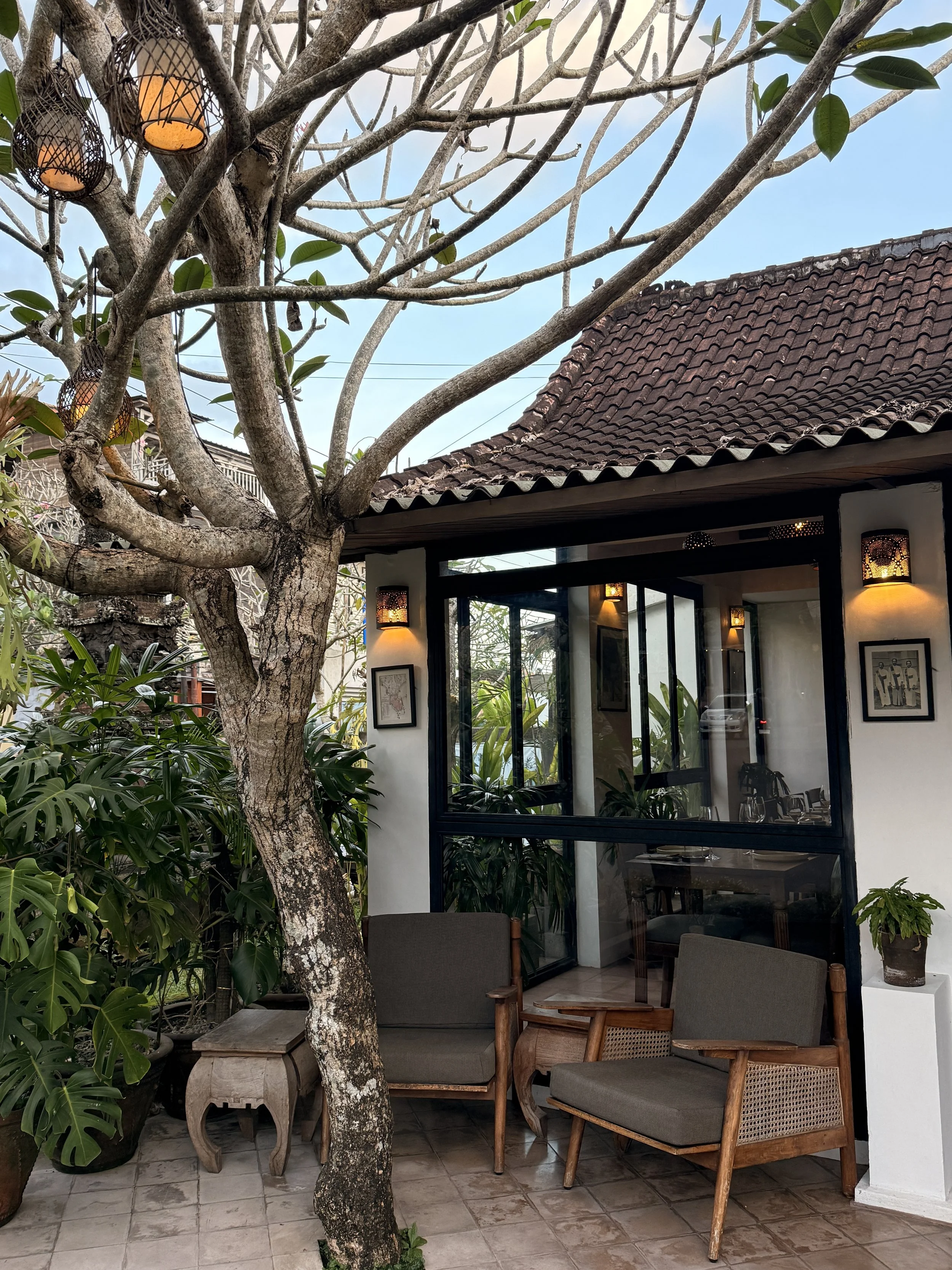 Galle Club outside.JPG