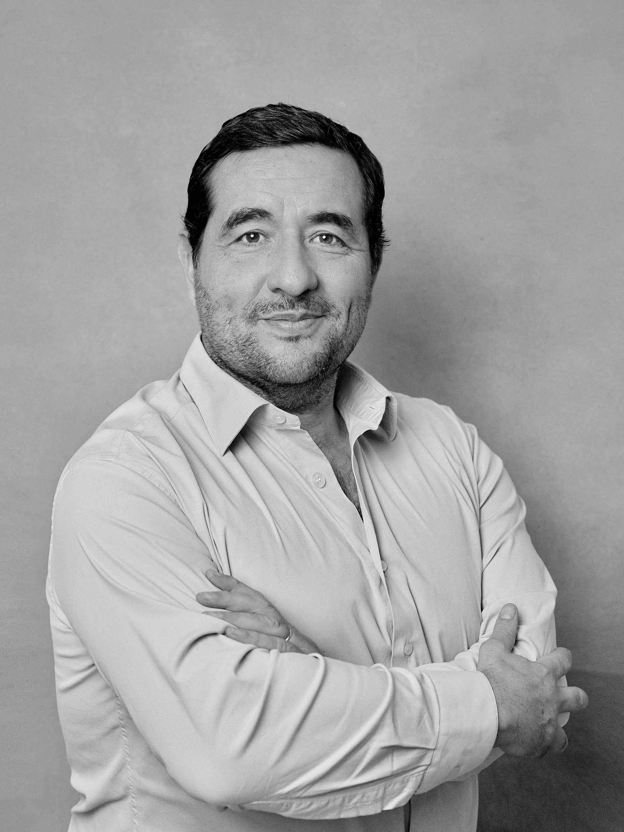 David Zaoui - CEO et Co-fondateur  Ex Apple, Intel et Nortel, David est un expert en stratégie & performance commerciale , avec plus de 20 ans d'expérience en direction commerciale France et Europe.