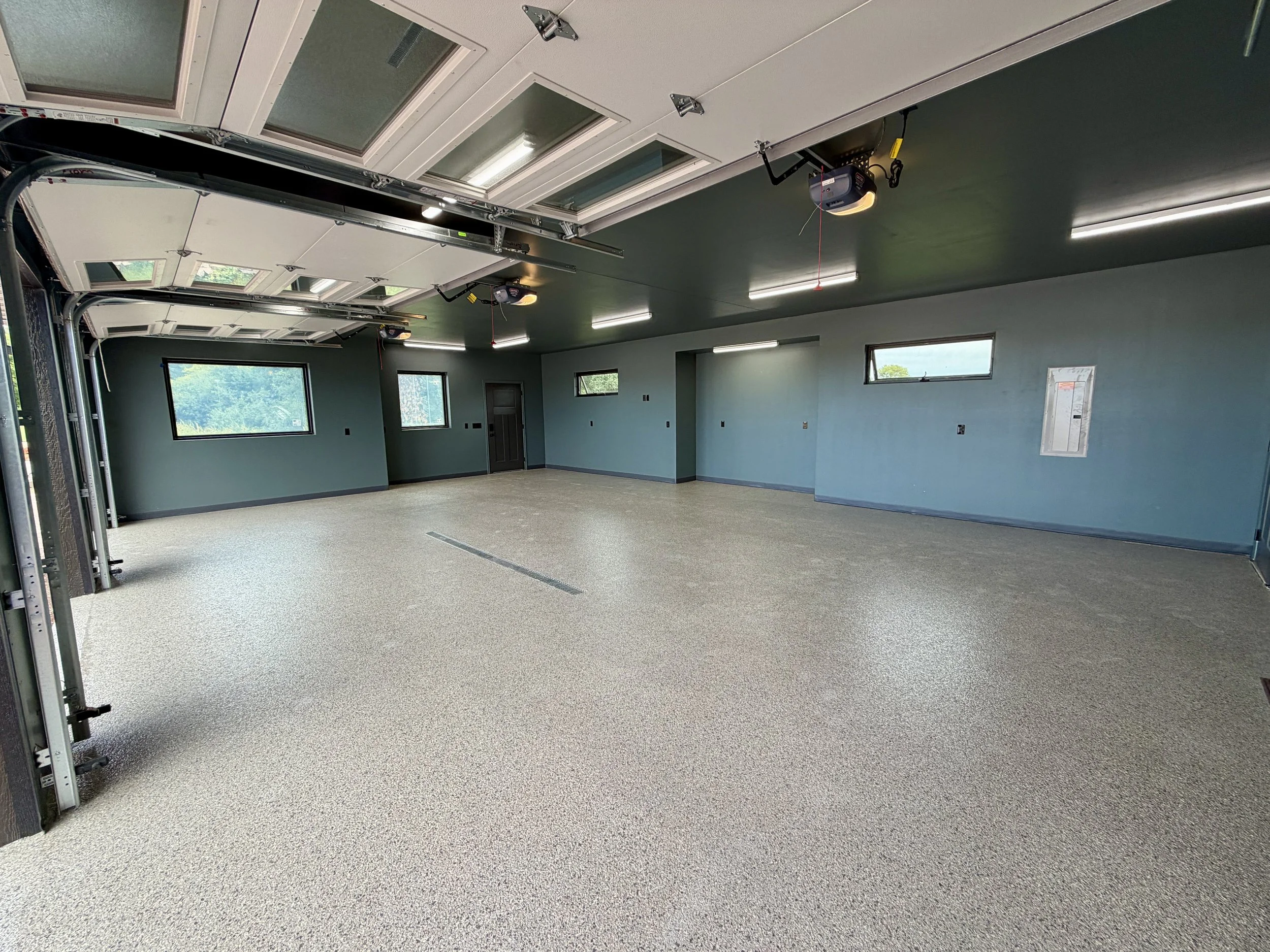 3 car garage