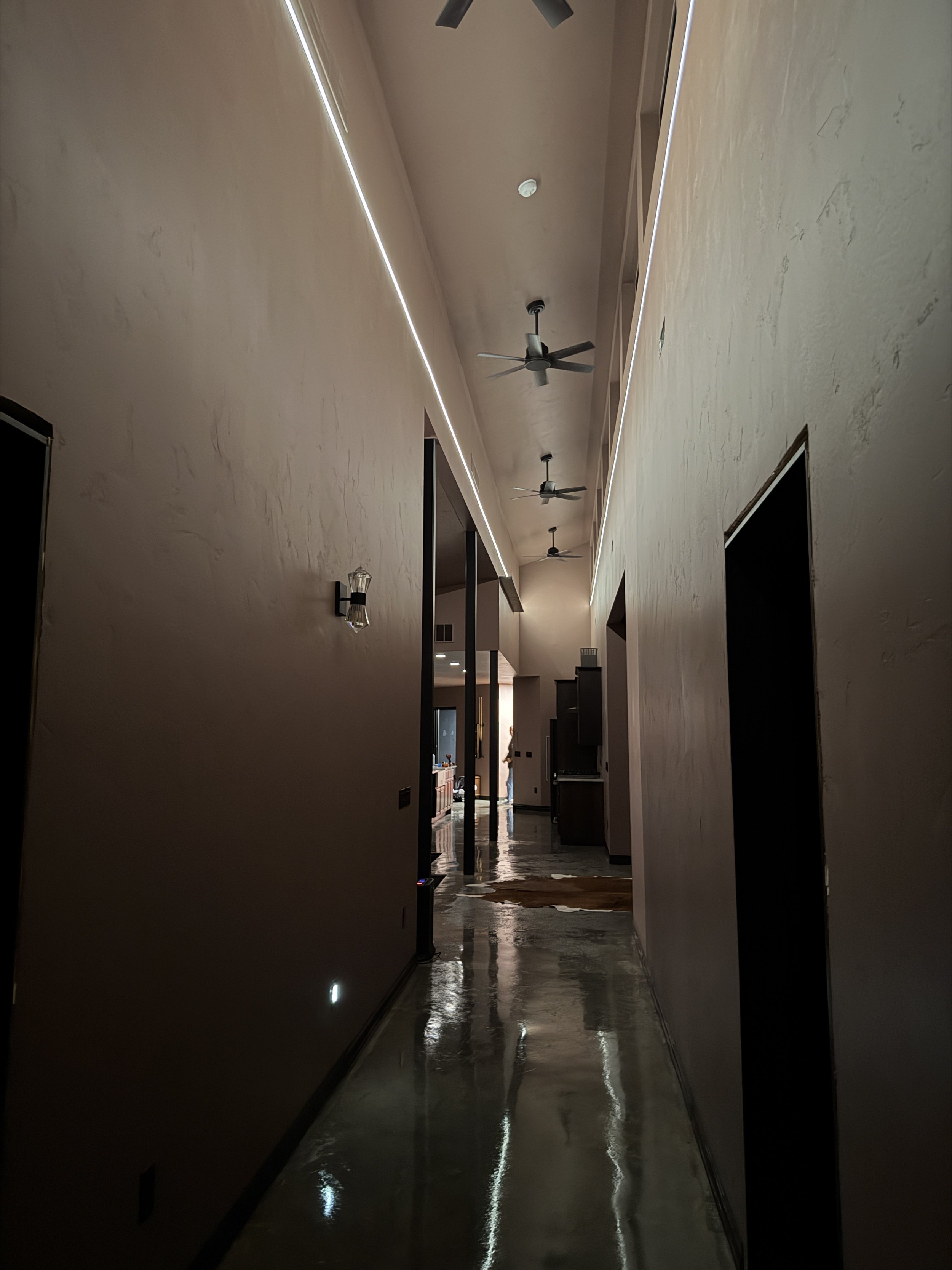 clerestory hallway lighting