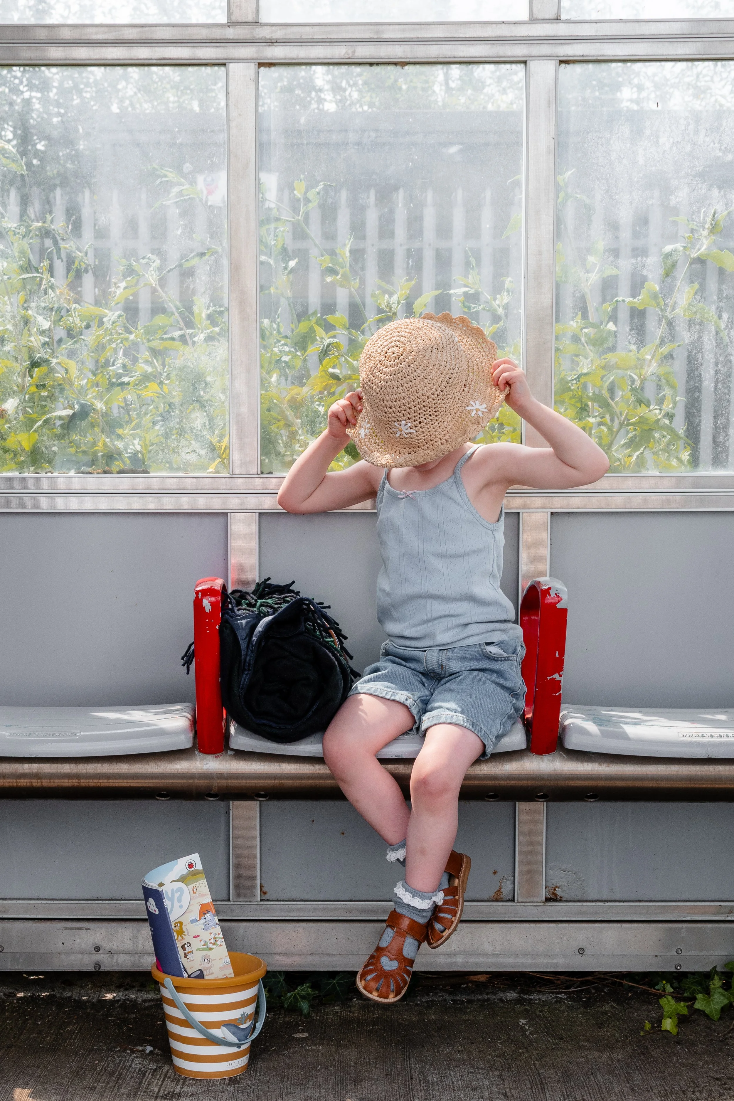 documentary style photography, street photography, train station portraits