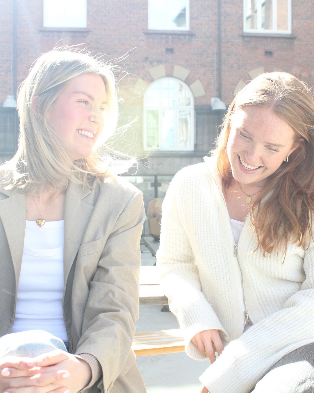 📞💬 Meet Pia &amp; Maria &ndash; Your Go-To Team in Norway! 🇳🇴

If you&rsquo;ve ever called or emailed YOGO from Norway, chances are you&rsquo;ve already chatted with these two fantastic women &mdash; Pia and Maria!

They&rsquo;re the voices behin