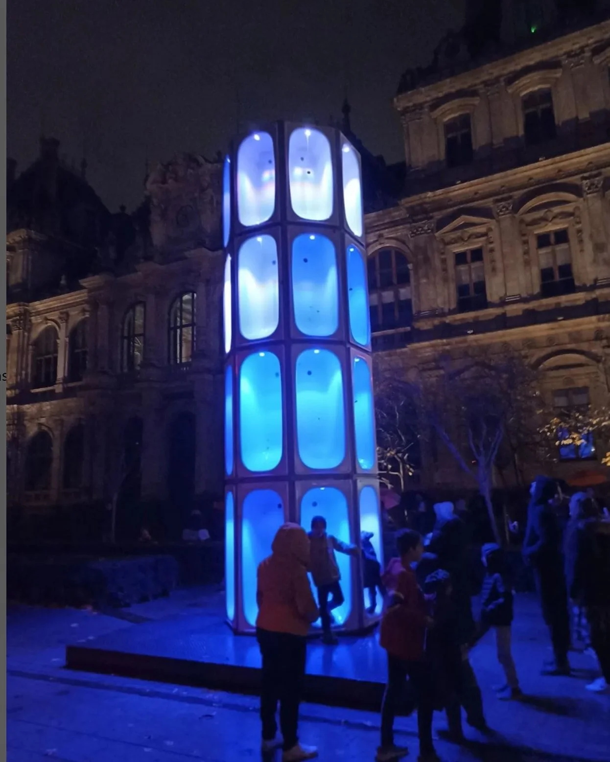 Aj Vana Be - Place de la Bourse