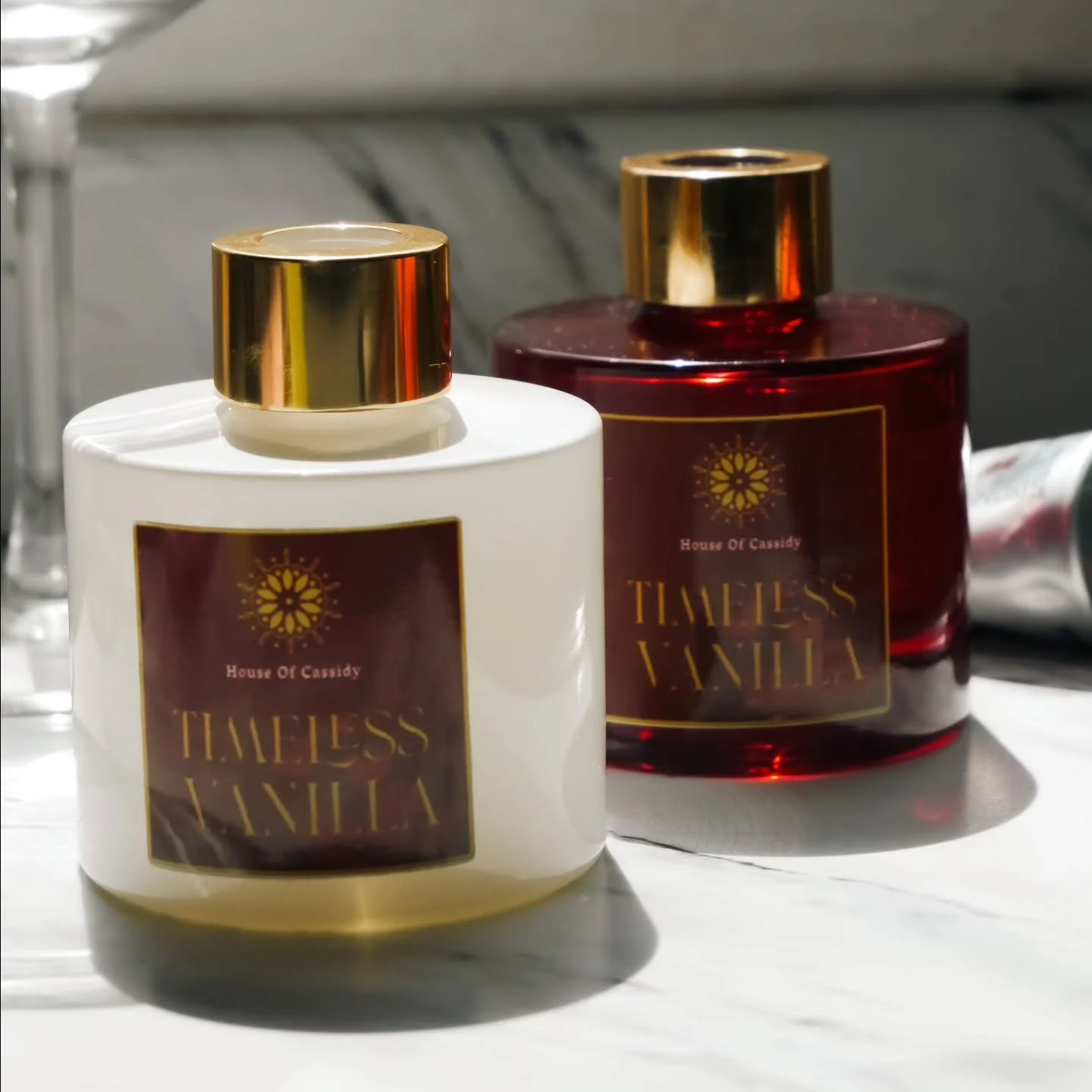Summer, on repeat. ☀️ 

Meet Timeless Vanilla Reed Diffuser: 
warm musk, creamy vanilla + a soft spice finish that keeps your home in &ldquo;golden hour&rdquo; mode&hellip; morning, noon, or night. 

Shop now.

#summerhome #homefragrance #reeddiffuse