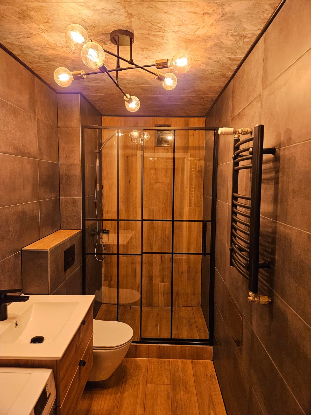 3e9e8ba9-5ef2-4bd1-a27c-9012cd318364.jpg