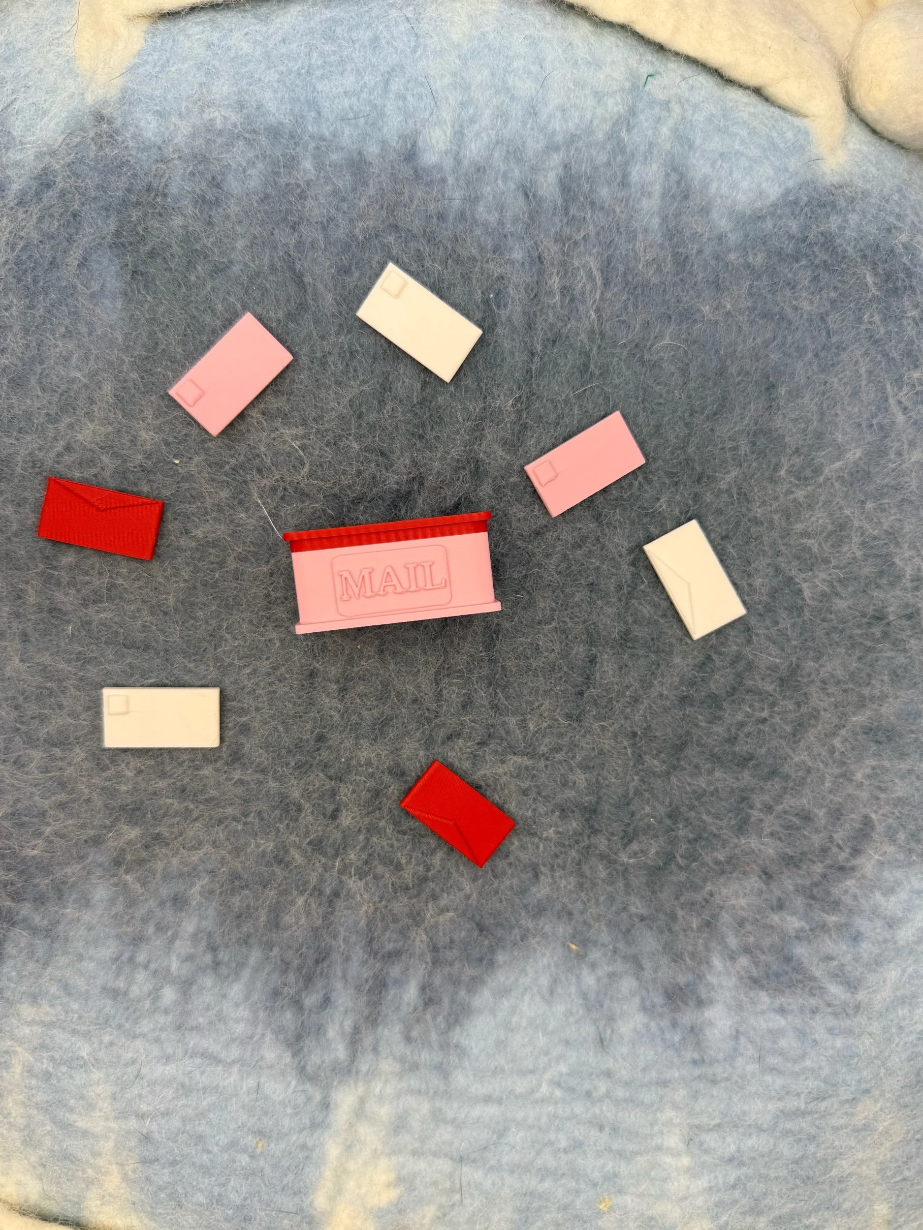 Tiny Mailbox & Envelope Set