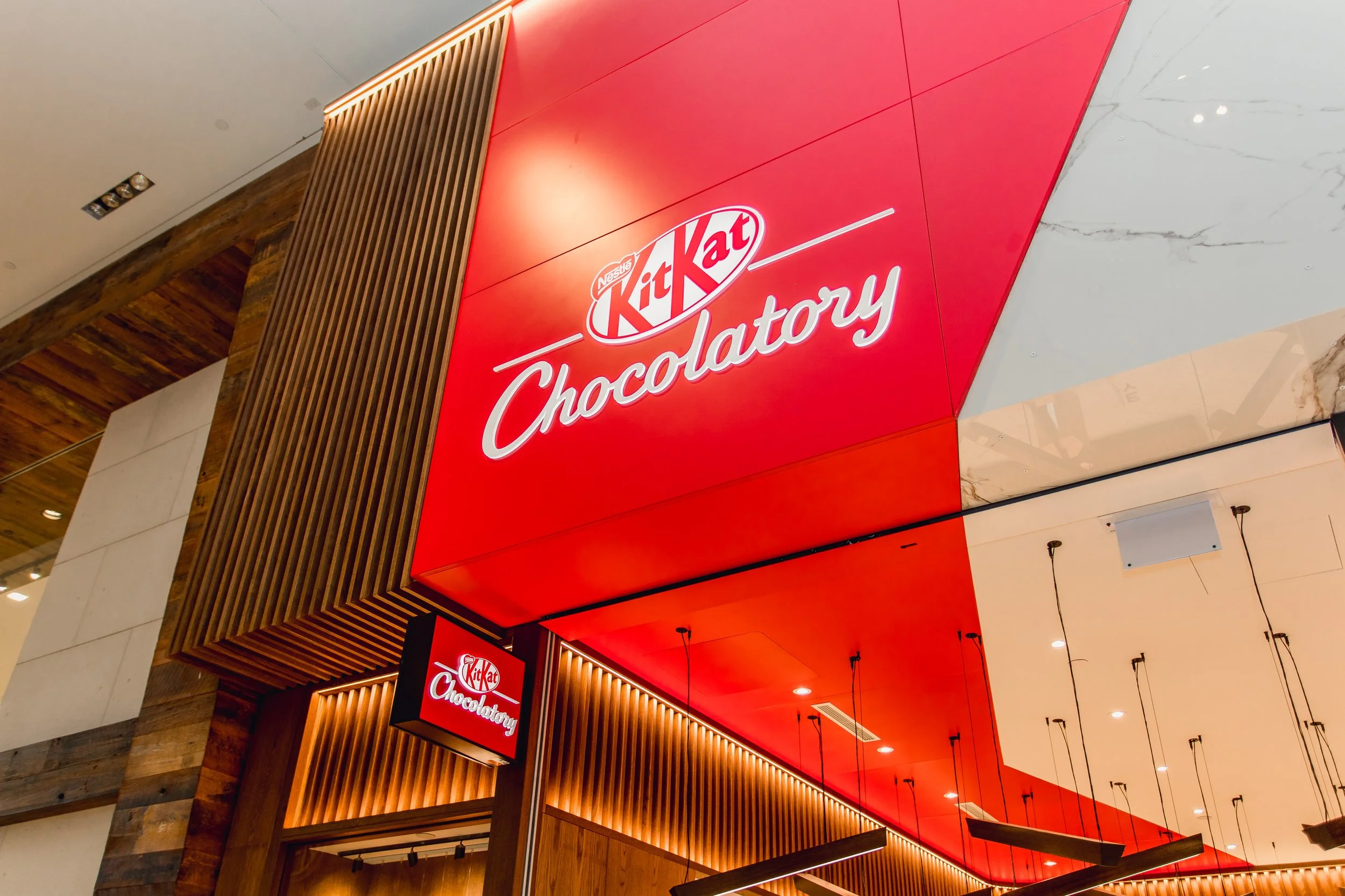 KIT KAT