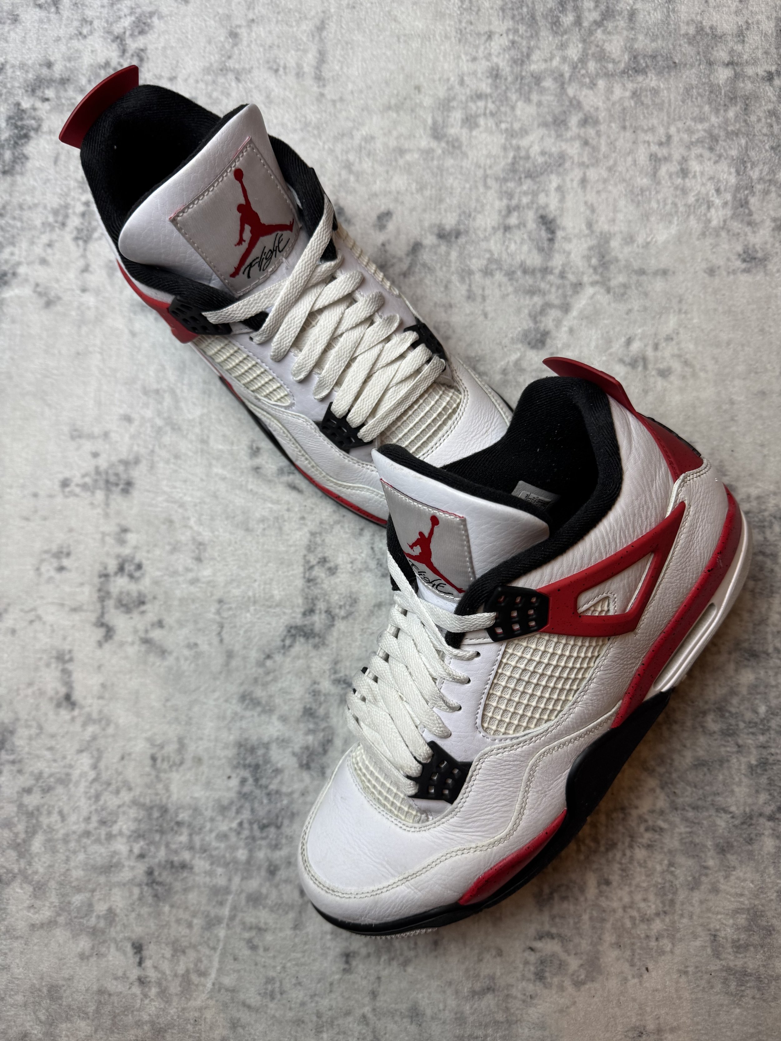 Air Jordan 4 ‘red cement’