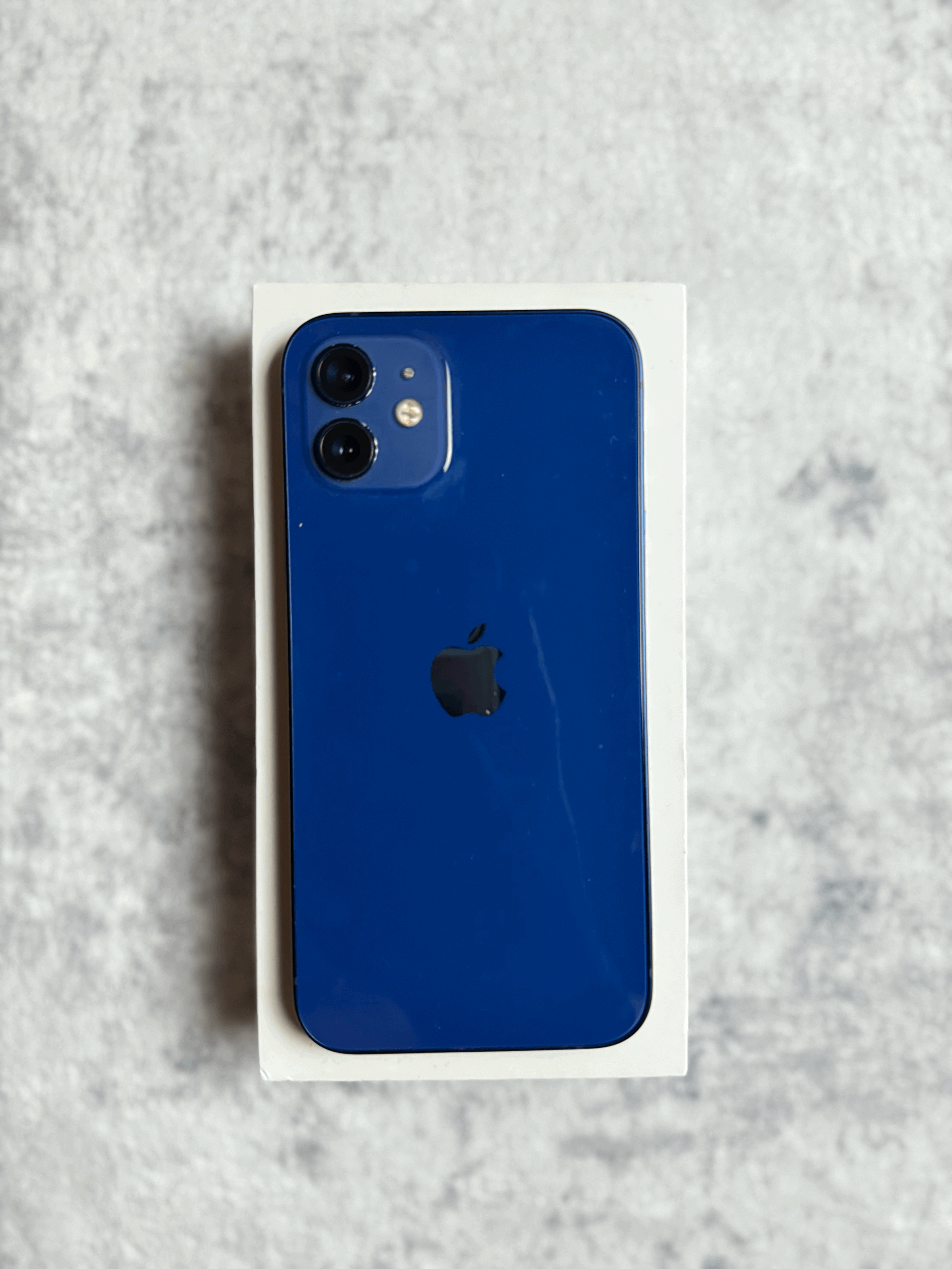 iPhone 12 64GB 'blue'