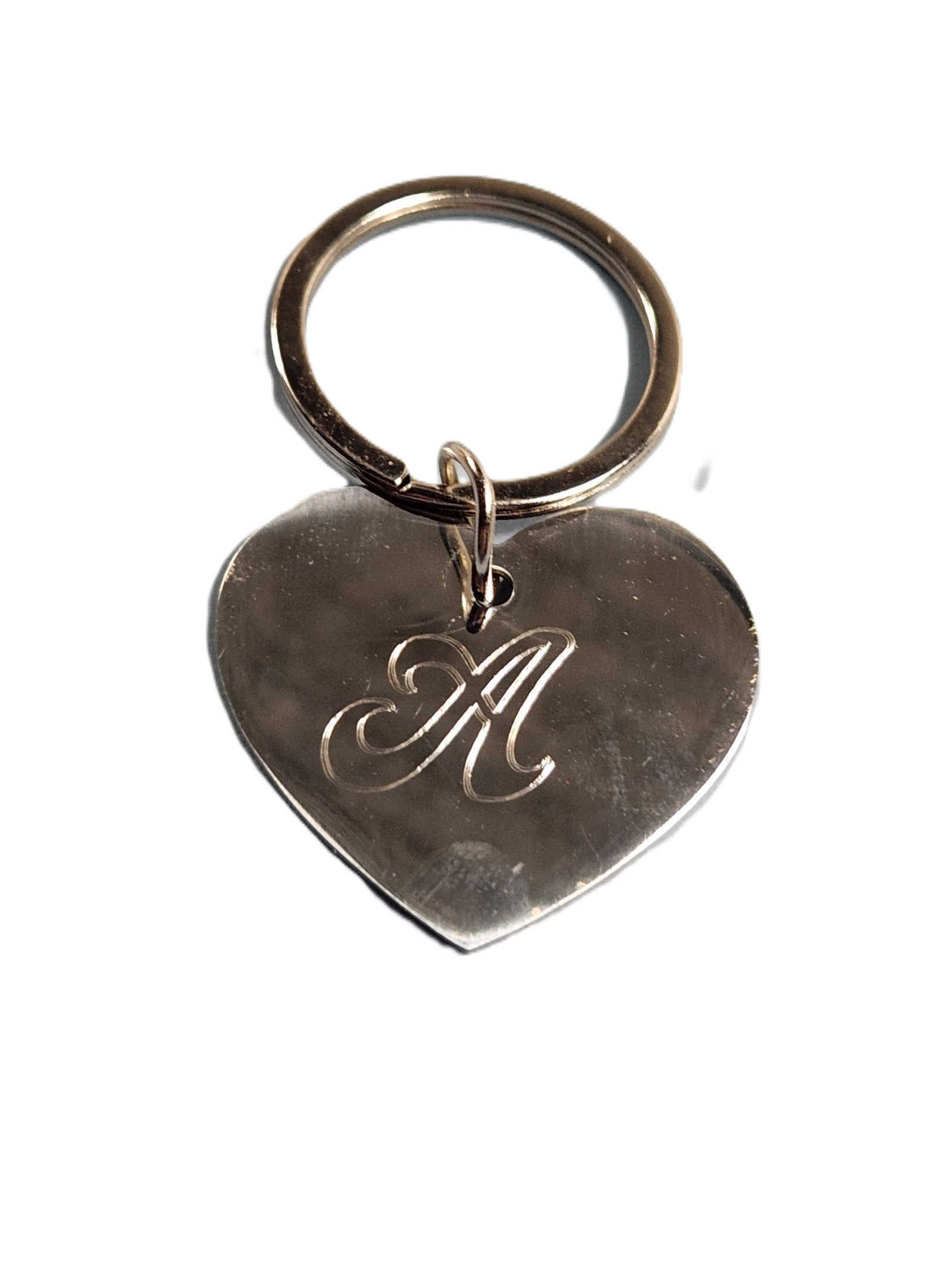 ENGRAVED HEART SHAPE KEY CHAIN