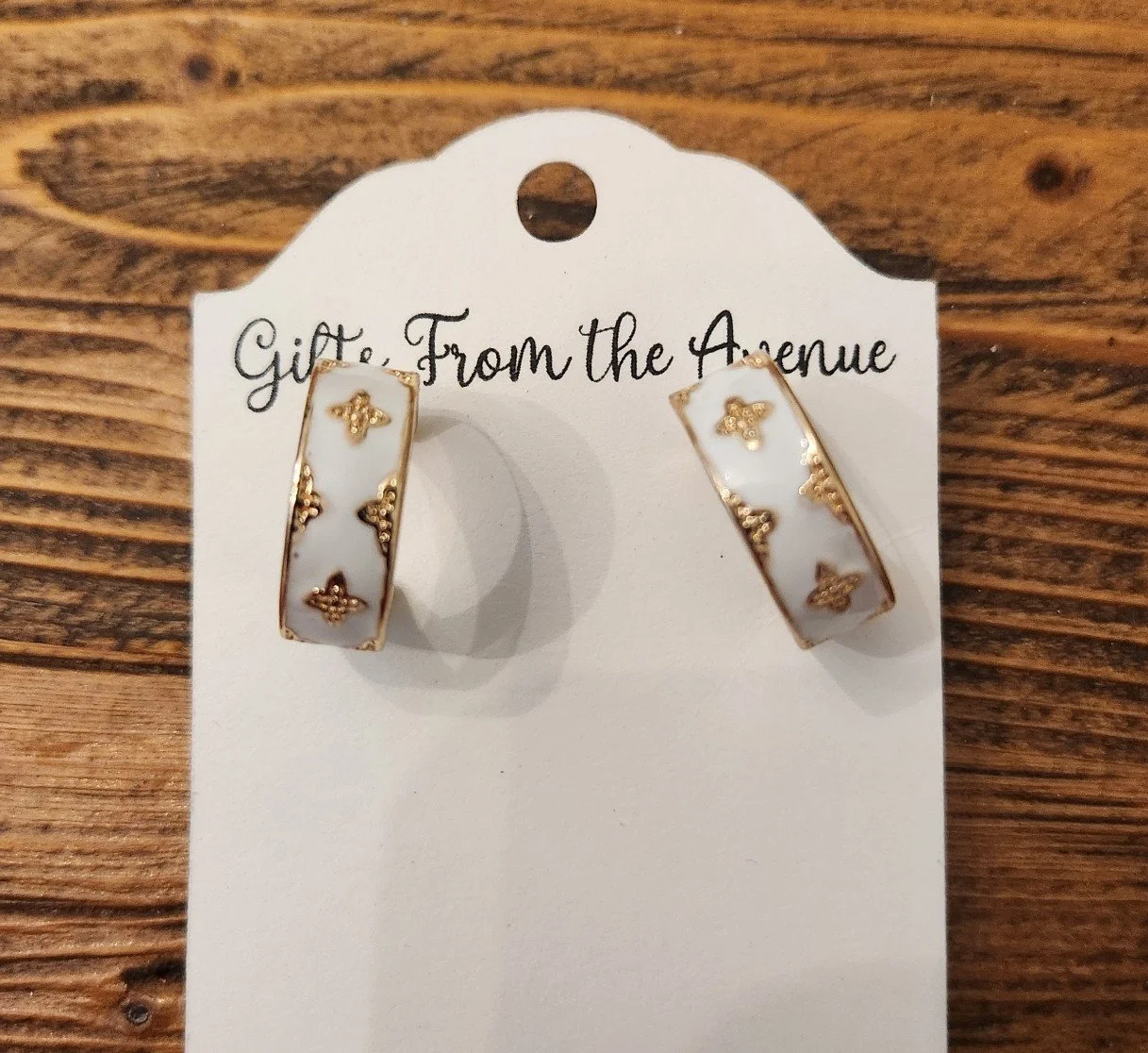 Z7095 - GOLD PLATED FLORAL STUD EARRINGS.jpg