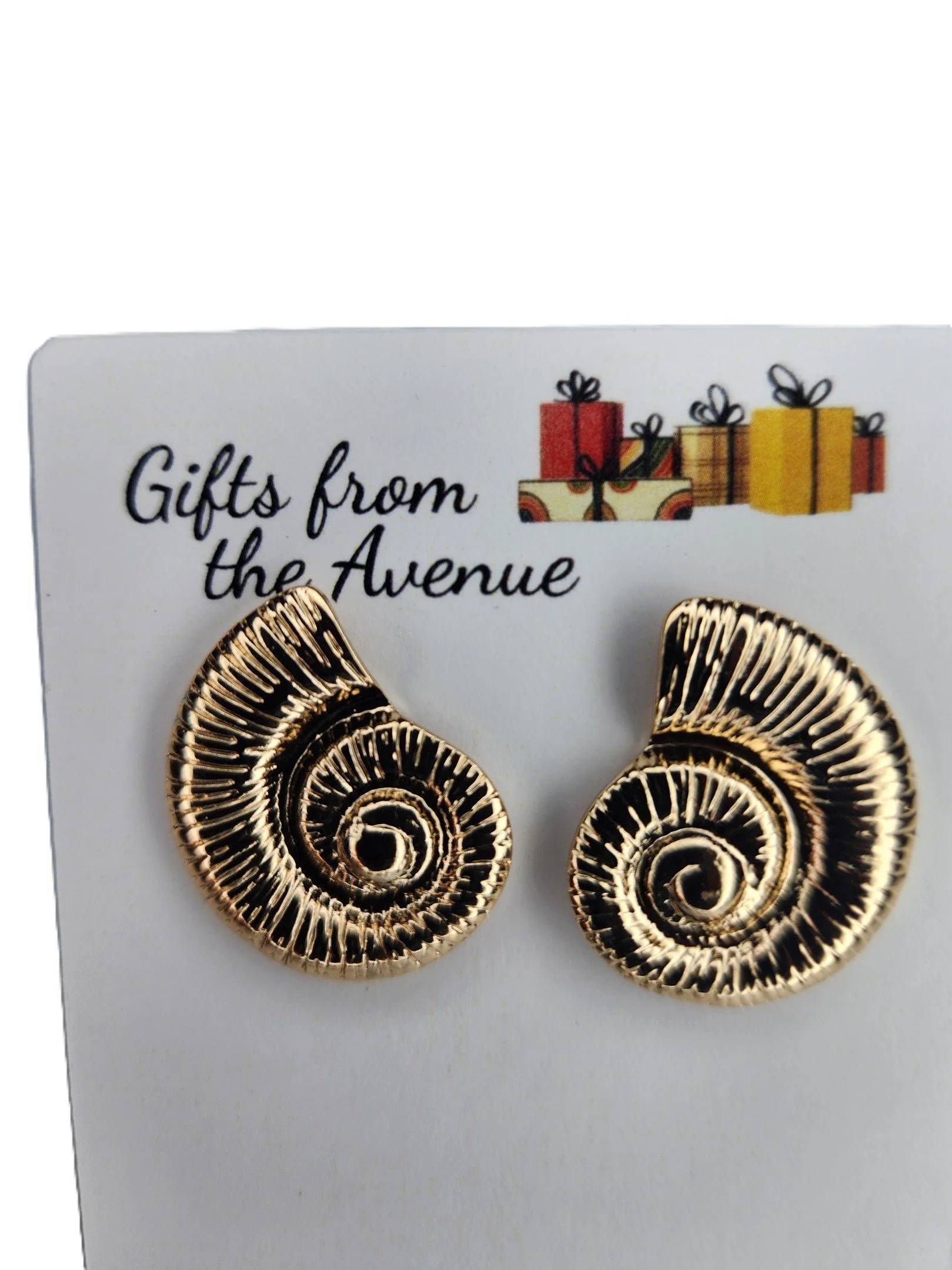 Z7834 - SHELL EARRINGS.jpg
