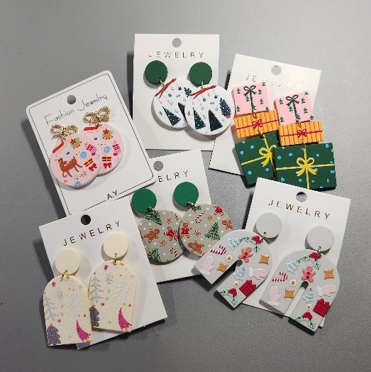 CHRISTMAS MIX EARRINGS