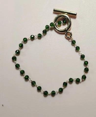 6902 - GREEN STONE BEADED BRACELET.jpg