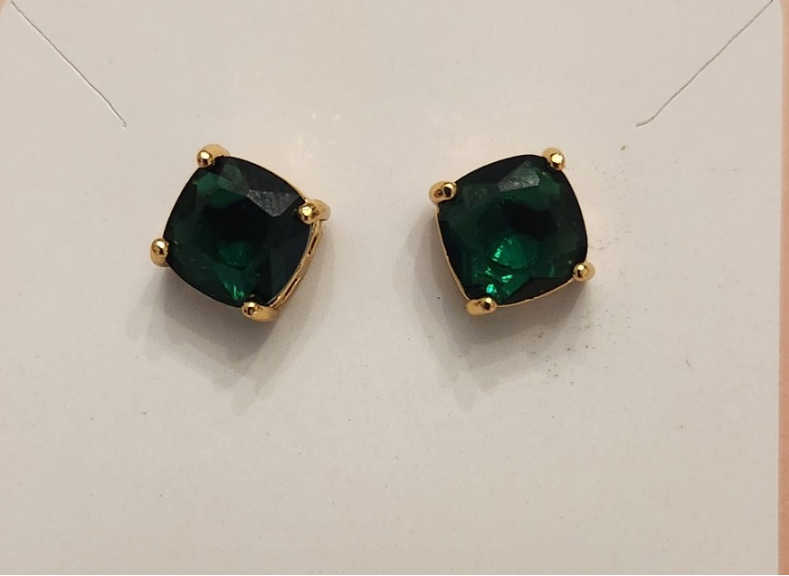 LARGE GREEN TONE STONE EARRINGS